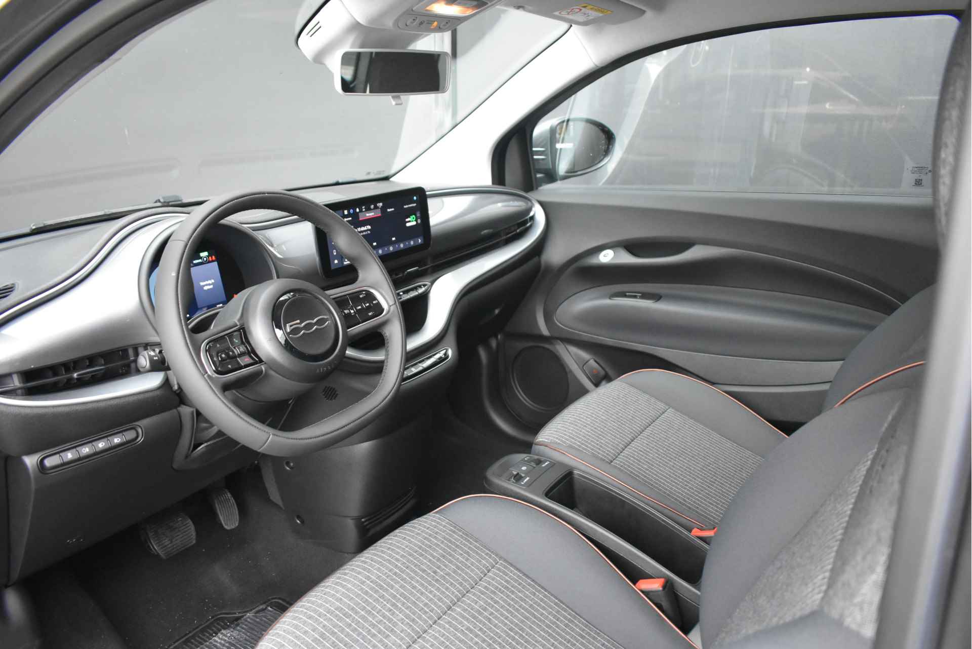 Fiat 500E Icon 24kWh 3 Fase VOORRAADACTIE! | Navigatie | 16"LMV | Cruise Control | Climate Control | !! - 7/40