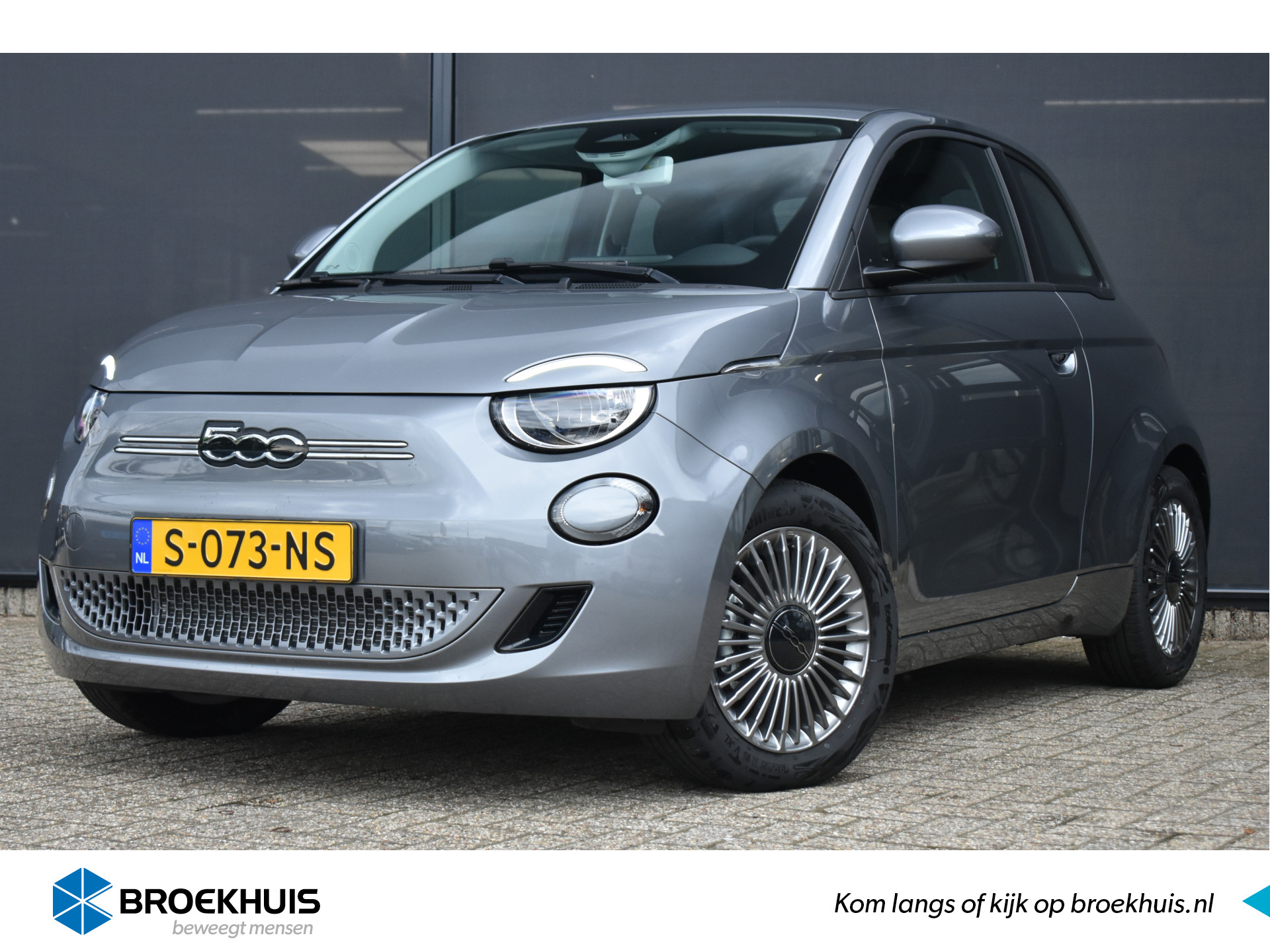 Fiat 500E Icon 24kWh 3 Fase VOORRAADACTIE! | Navigatie | 16"LMV | Cruise Control | Climate Control | !!