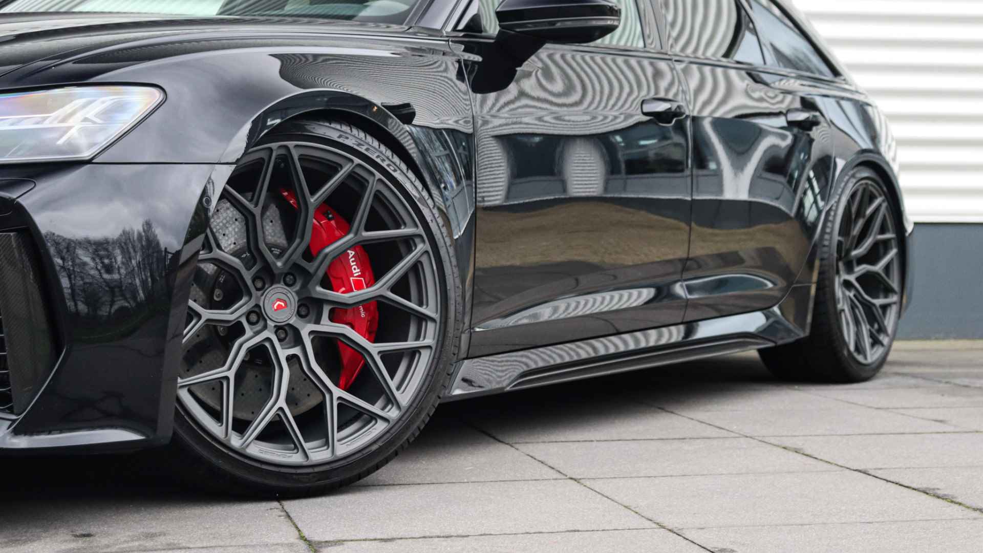 Audi RS6 Avant 4.0 TFSI quattro | RS Dynamic plus | Akrapovic | B&O 3D | Stoelventilatie | Panoramadak | Keramisch | - 18/37