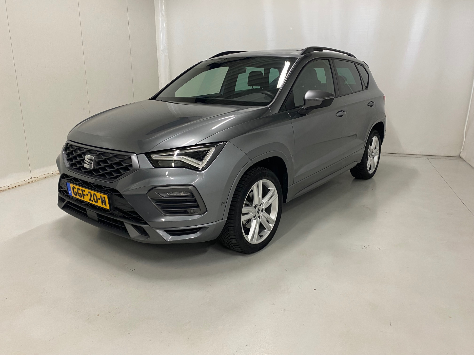 SEAT Ateca 1.5 TSI FR Business Intense Camera Navi ACC Keyless entry