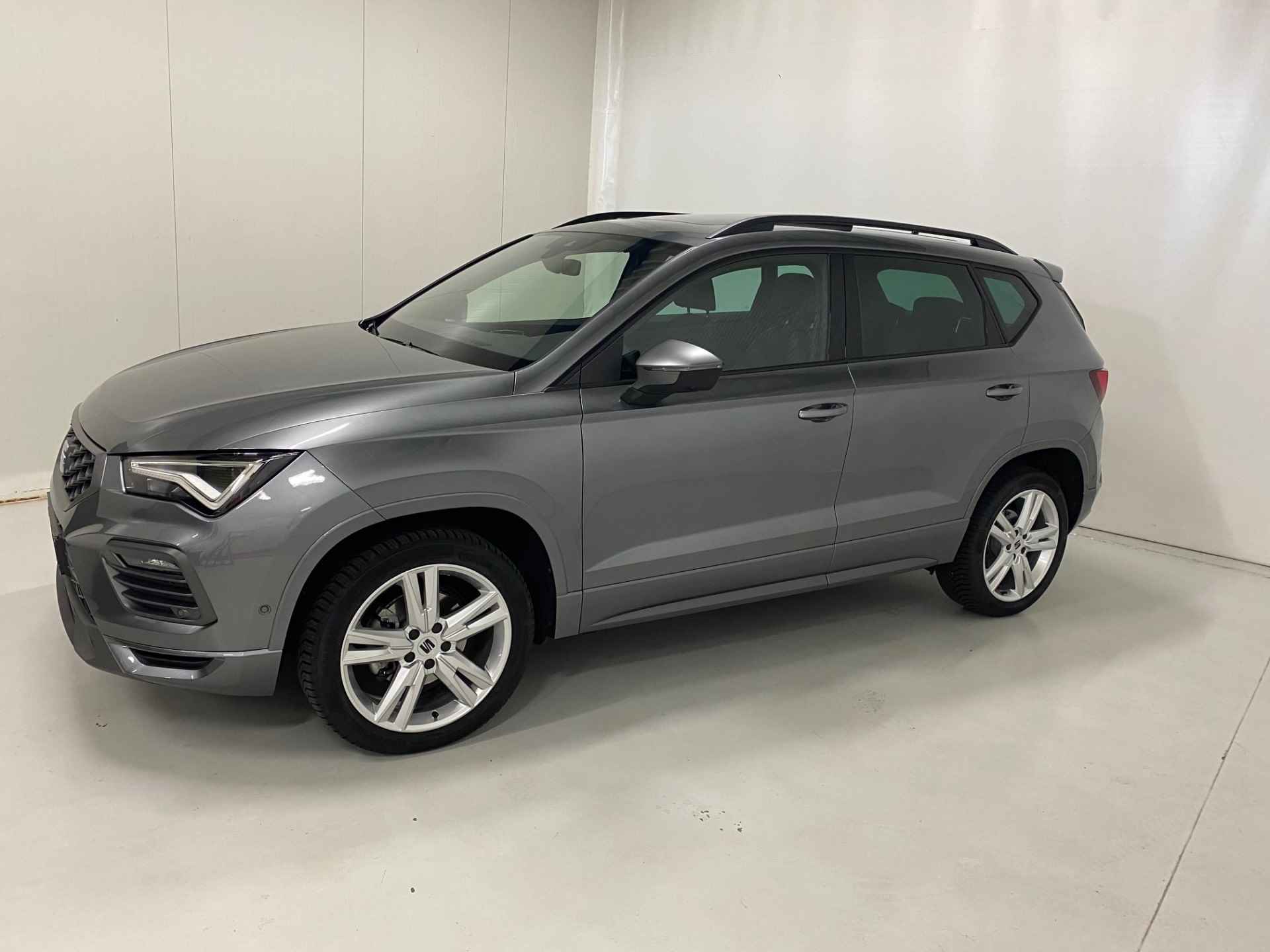 SEAT Ateca 1.5 TSI FR Business Intense Camera Navi ACC Keyless entry - 3/42