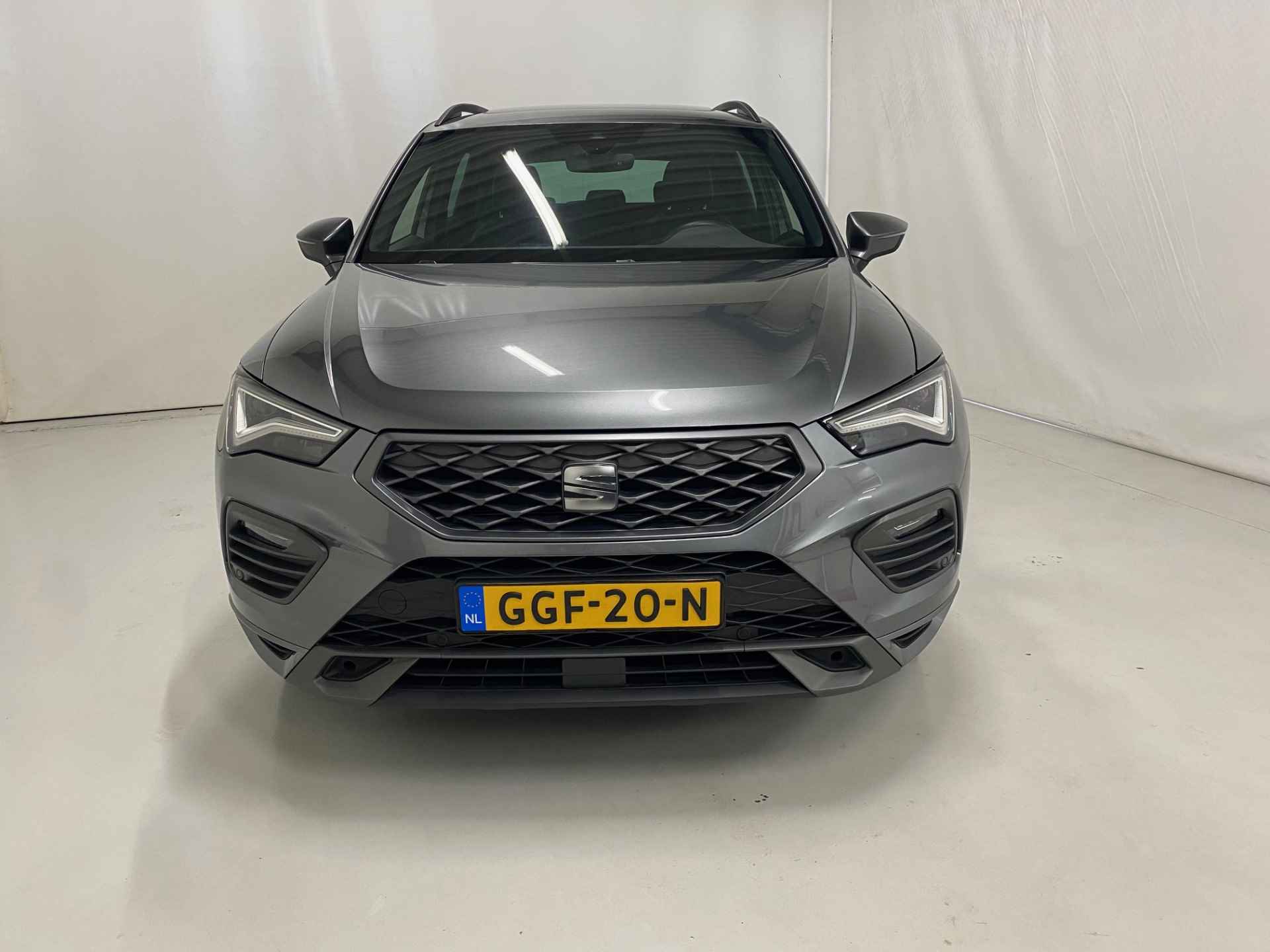 SEAT Ateca 1.5 TSI FR Business Intense Camera Navi ACC Keyless entry - 4/42