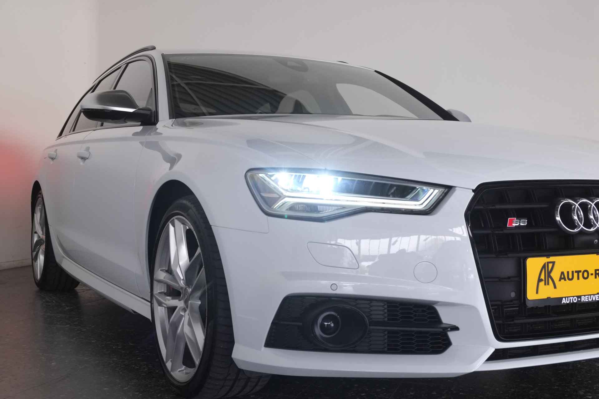 Audi S6 Avant 4.0 TFSI Quattro 450 pK 8 cil LED / Carbon / BOSE / ACC / Head-Up / Navigatie - 29/43