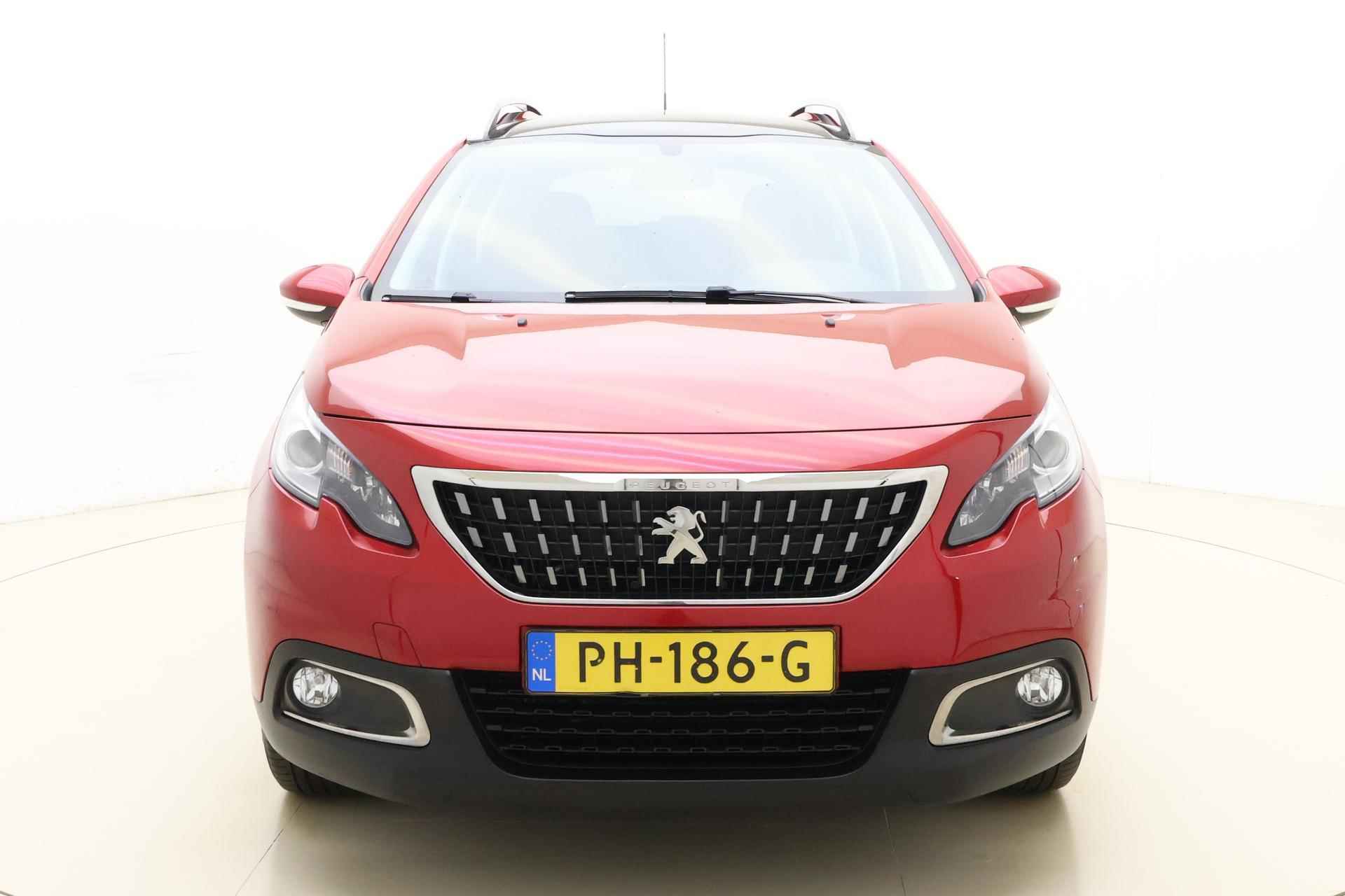 Peugeot 2008 1.2 PureTech Blue Lion 110 PK | Handgeschakeld | Trekhaak | Panorama dak | Airco | Cruise Control | Elektrische ramen | Navigatie | Radio / Bluetooth - 7/31