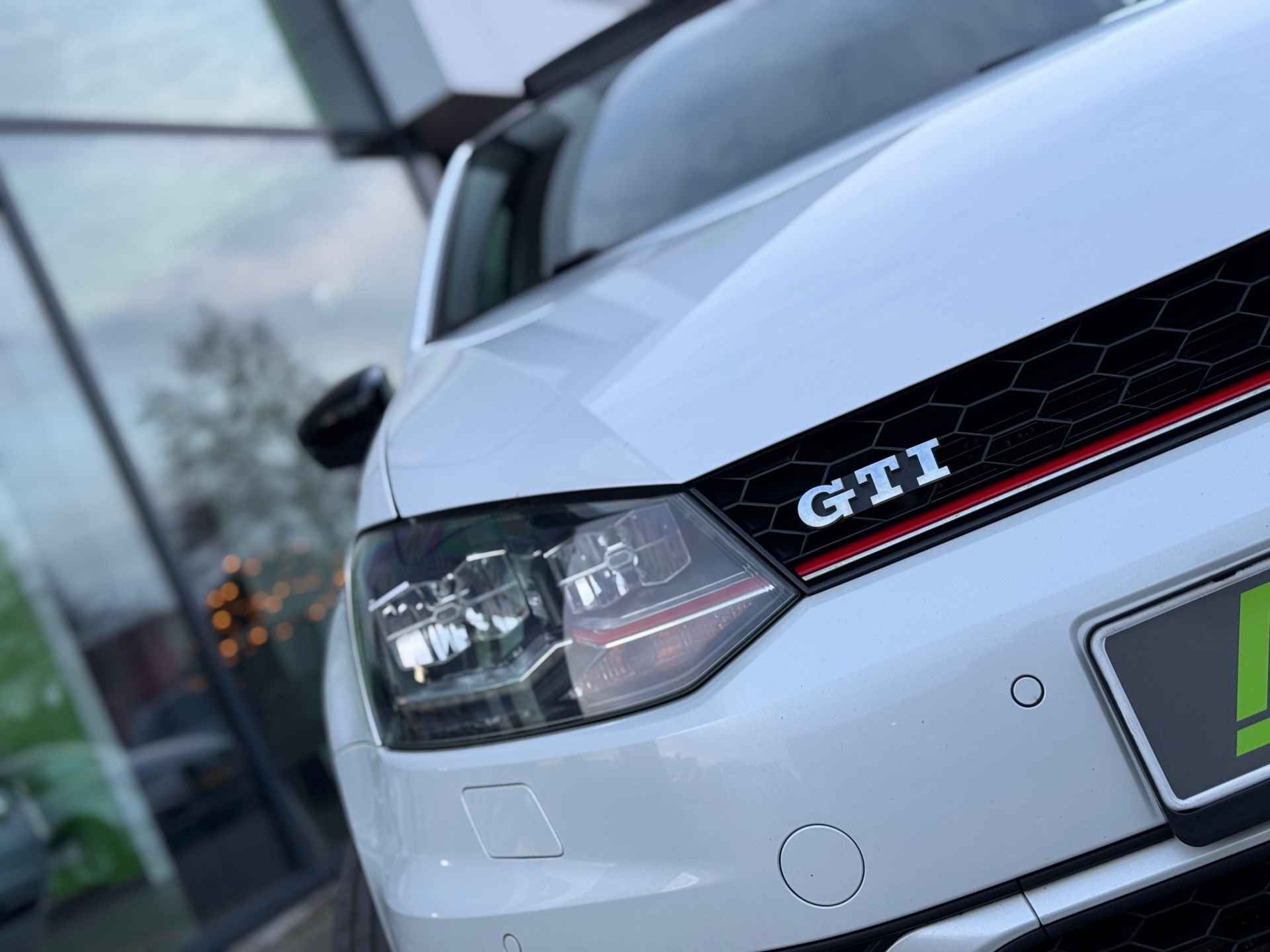 Volkswagen Polo 1.8 TSI GTI * Panoramadak * Navigatie * Cruise Control - 15/29