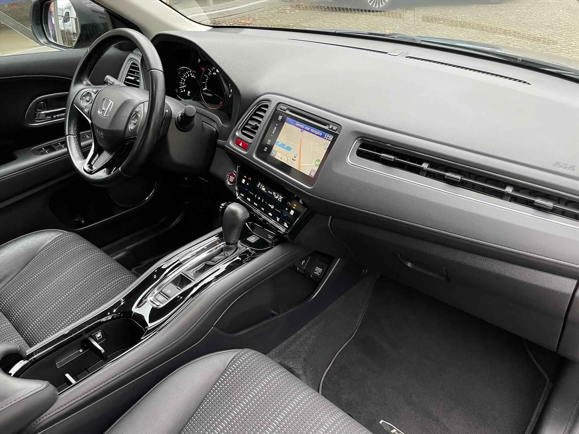 Honda HR-V 1.5i-VTEC Executive Automaat // Rijklaarprijs incl 12 mnd garantie - 27/32