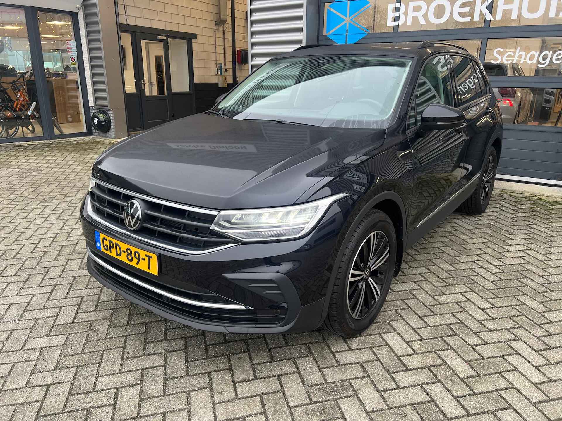 Volkswagen Tiguan 1.5 TSI 150 pk Life 7-DSG | Trekhaak wegklapbaar | Achteruitrijcamera | Cruise control adaptief | - 4/32