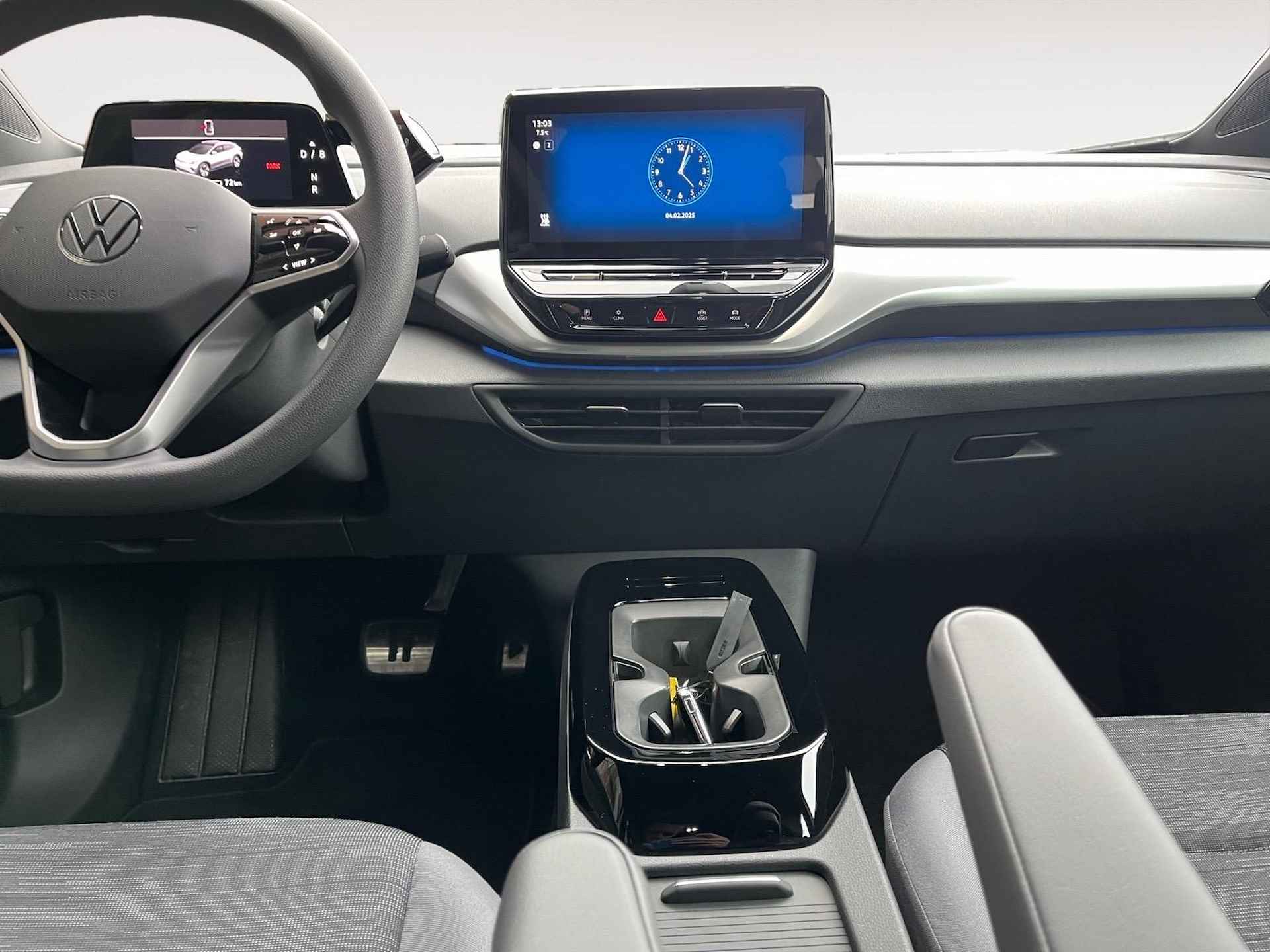 Volkswagen ID.4 Pure 52 kWh | Wegklapbare Trekhaak |  | Achteruitrijcamera | Adaptieve cruise control | Apple CarPlay / Android auto | Parkeersensoren | Elektrisch inklapbare spiegels | - 20/29