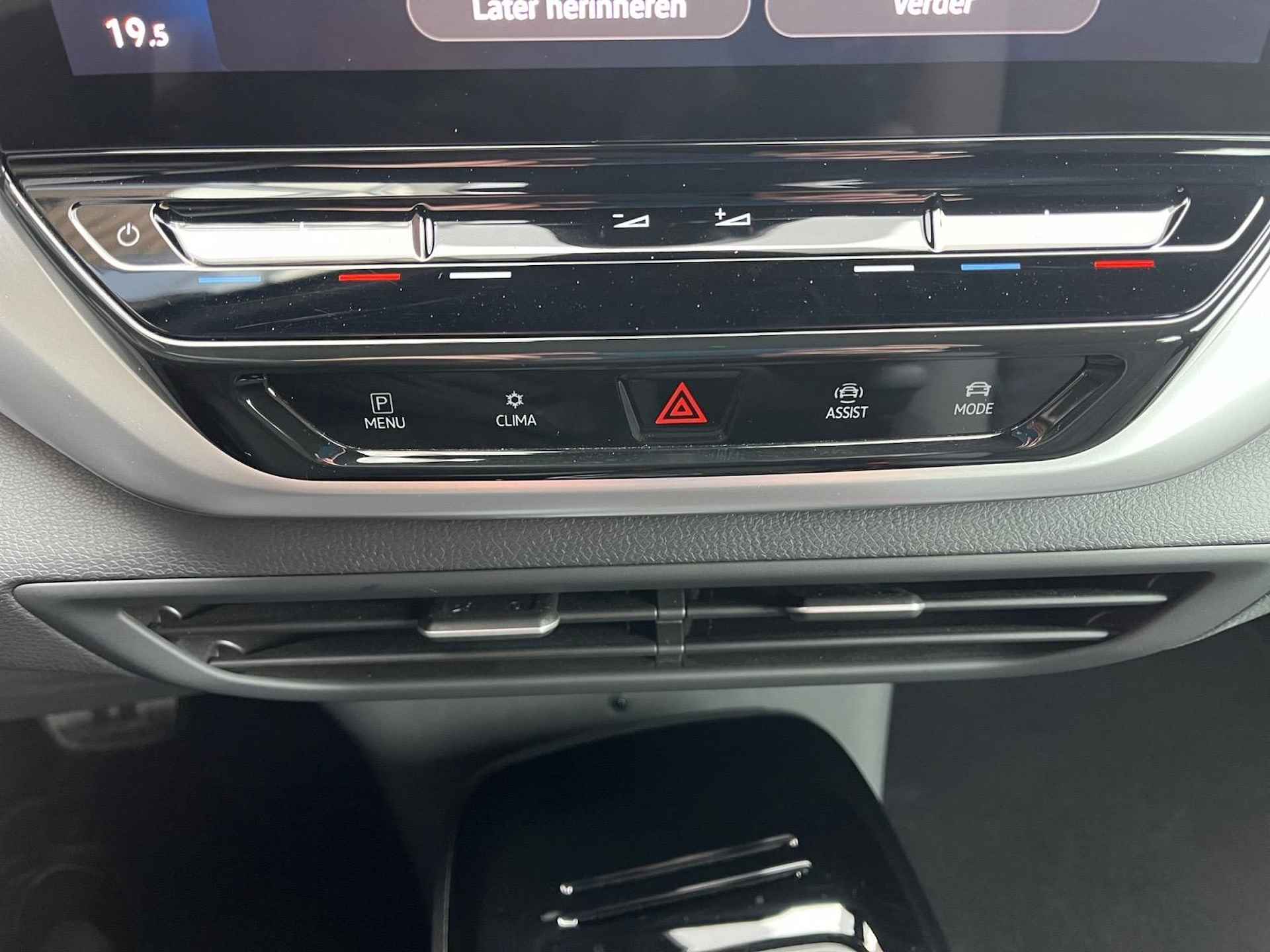 Volkswagen ID.4 Pure 52 kWh | Wegklapbare Trekhaak |  | Achteruitrijcamera | Adaptieve cruise control | Apple CarPlay / Android auto | Parkeersensoren | Elektrisch inklapbare spiegels | - 26/29