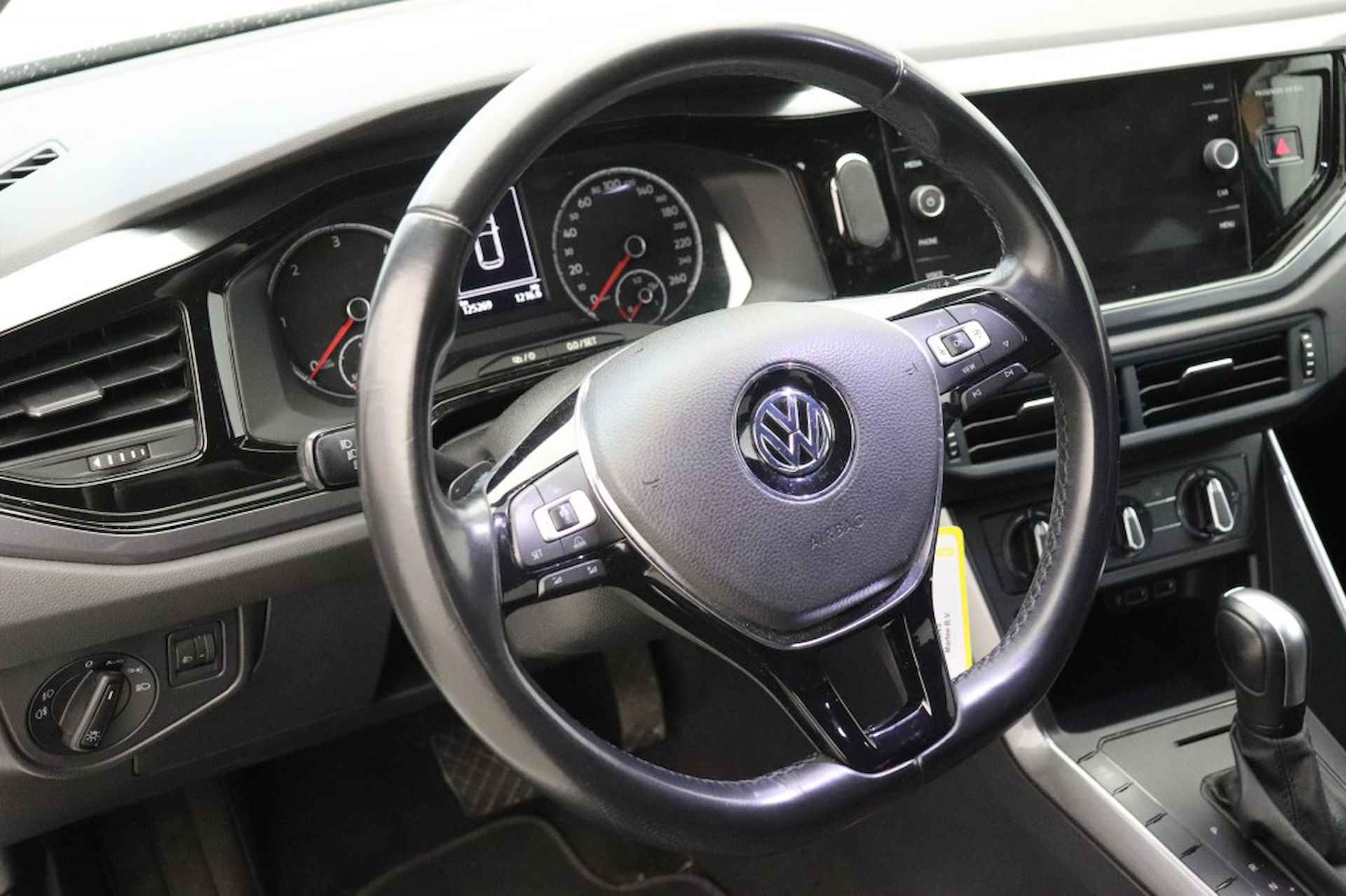 VOLKSWAGEN Polo 1.6 TDI Comfortline Automaat - Carplay, Half Leer - 19/28