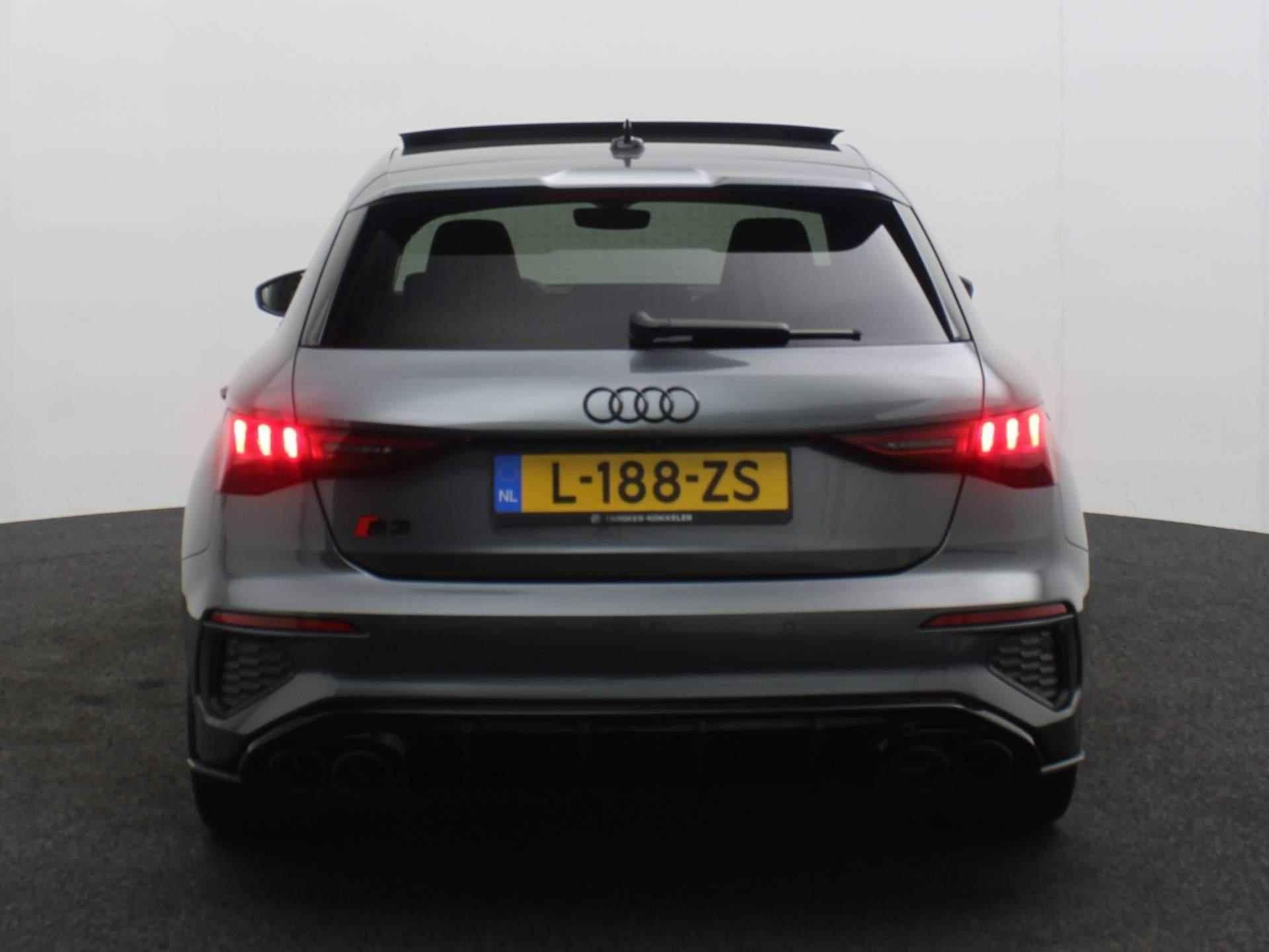 Audi S3 Sportback 2.0 TFSI quattro 310pk | Pano | Akrapovic| B&O | Ambienteverlichting | Adaptief Onderstel | Keyless | Hold-assist | Adaptive-cruise - 10/46