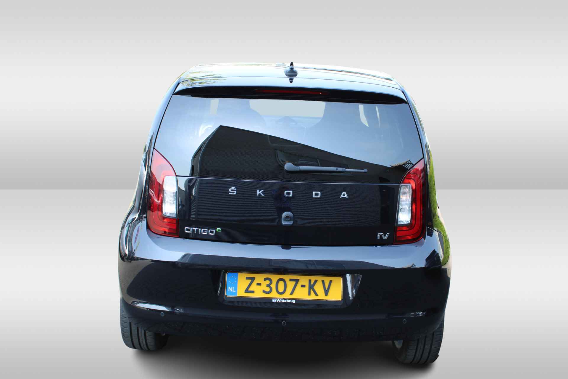 Škoda Citigo e-iV EV Best Of Airco / Navigatie via App / Bluetooth / 16"LM Velgen € 2000,- SEPP Subsidie mogelijk - 10/25