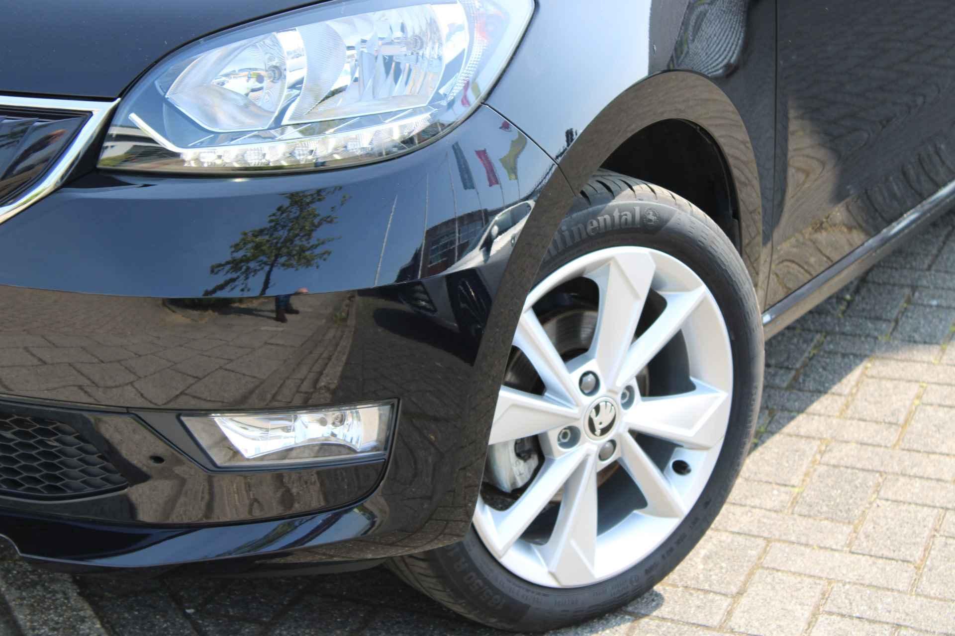 Škoda Citigo e-iV EV Best Of Airco / Navigatie via App / Bluetooth / 16"LM Velgen € 2000,- SEPP Subsidie mogelijk - 15/25