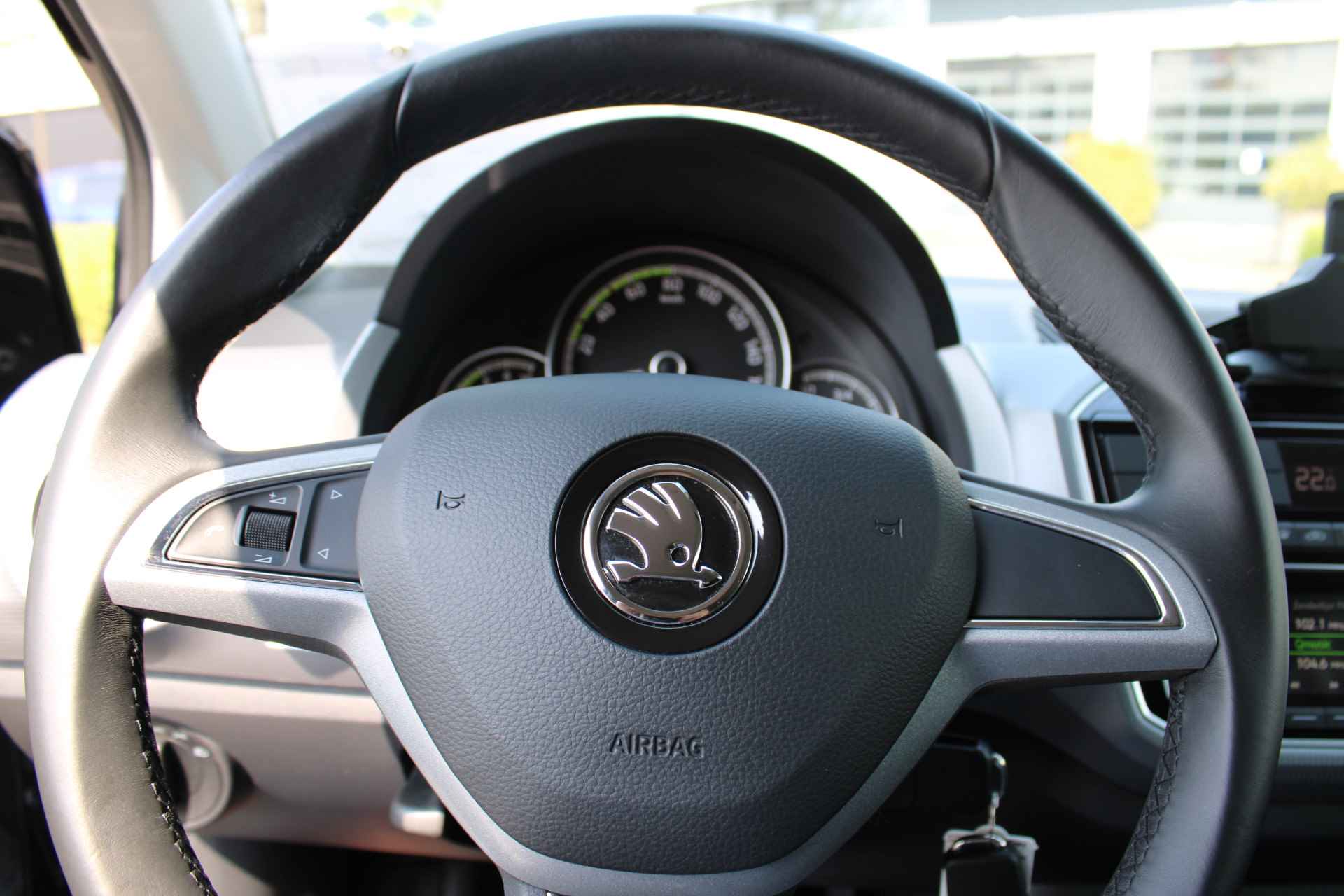 Škoda Citigo e-iV EV Best Of Airco / Navigatie via App / Bluetooth / 16"LM Velgen € 2000,- SEPP Subsidie mogelijk - 17/25