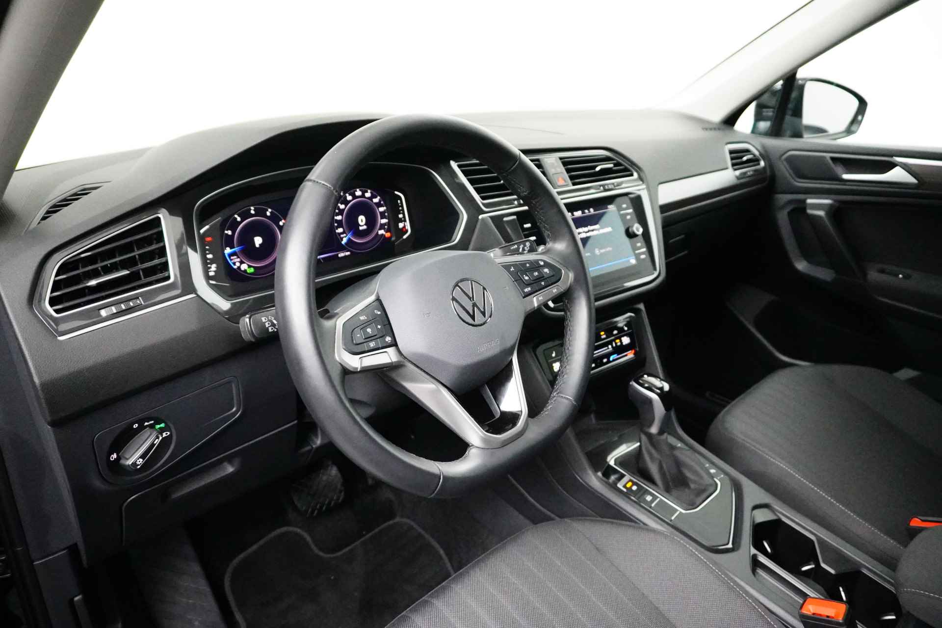 Volkswagen Tiguan Allspace 1.5 TSI 150PK DSG Life 7p. | Trekhaak| Winterpakket| Camera| - 15/29