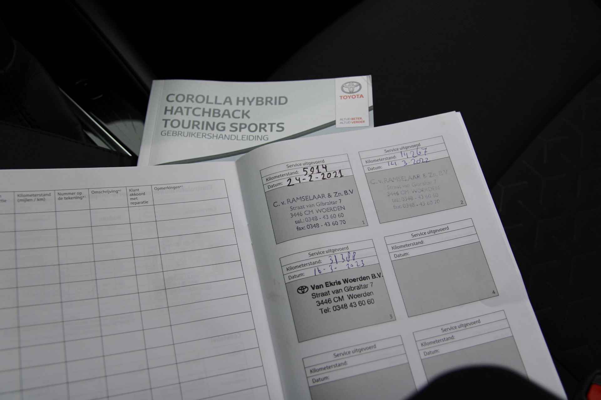 Toyota Corolla Touring Sports 2.0 Hybrid Dynamic + Trekhaak - 36/49