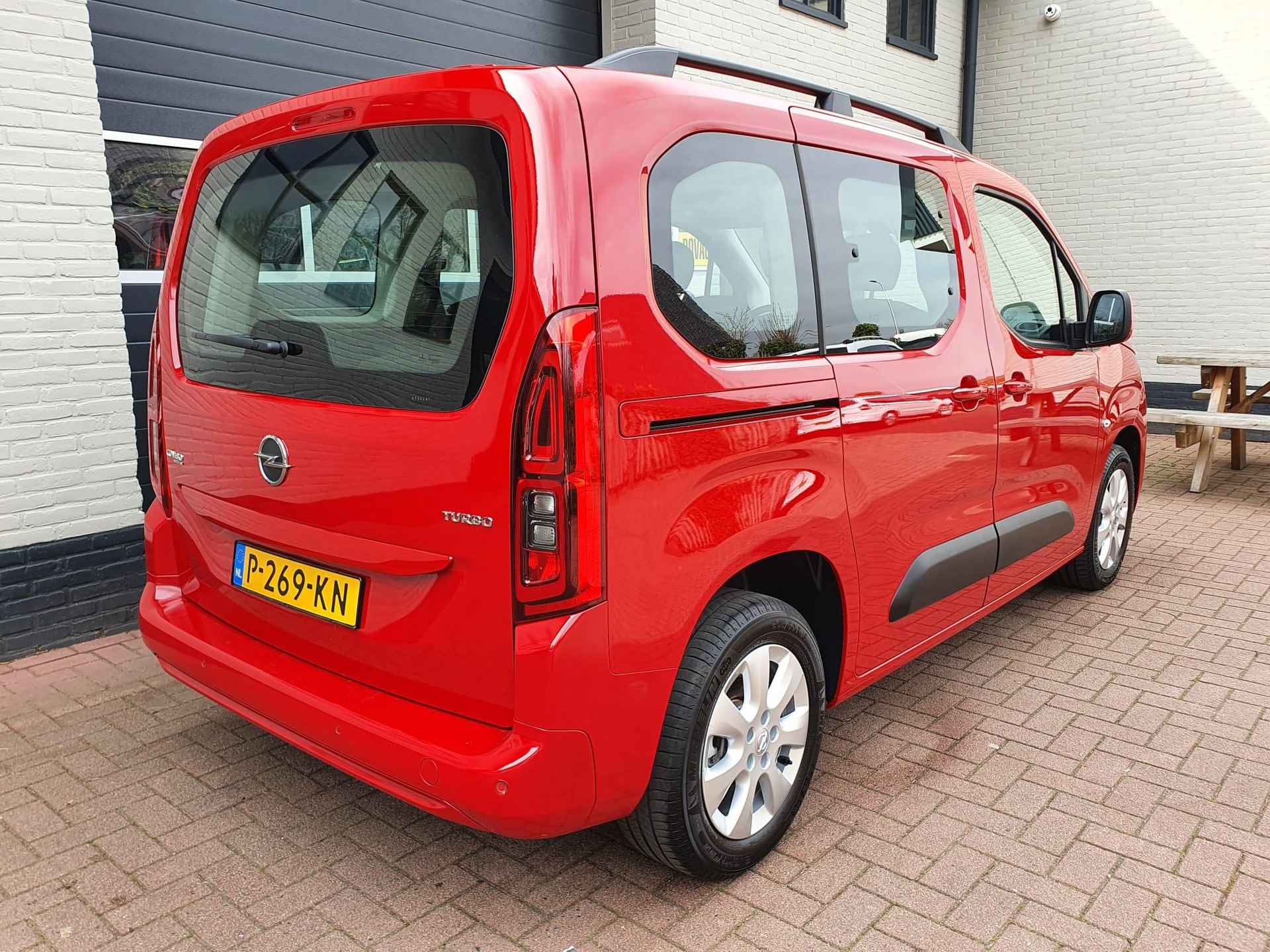 Opel Combo Life 1.2 Turbo L1H1 Edition Aut. NAVI / TREKHAAK - 4/24