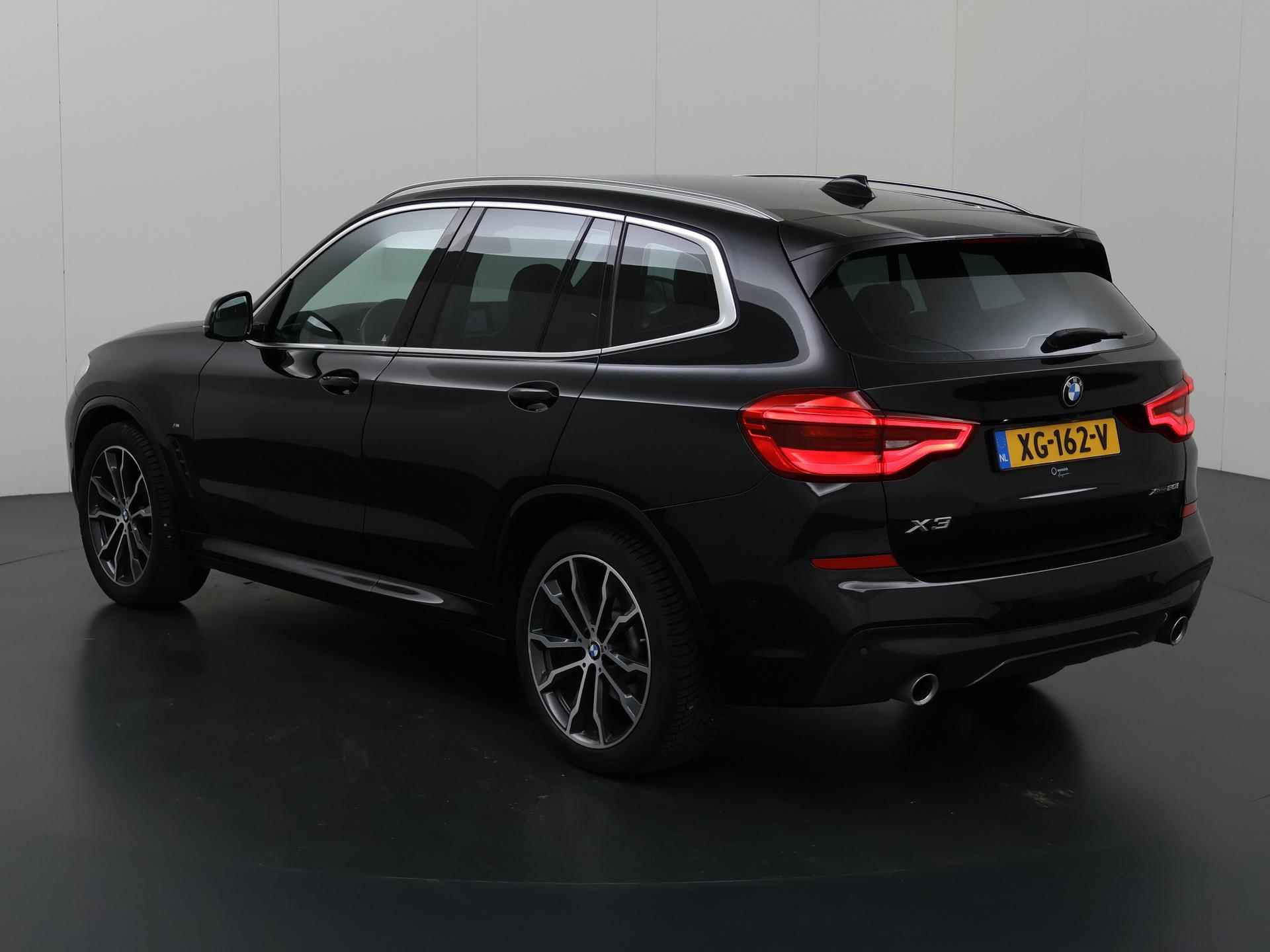 BMW X3 xDrive20i High Executive | M-Sport | Sportstoelen | DAB | Lederen Interieur | Stoelverwarming | LED | Digitaal Dashboard | Interieur Verlichting | Camera | Groot Navigatie | HiFi Systeem | Ele. kofferdeksel | - 23/43