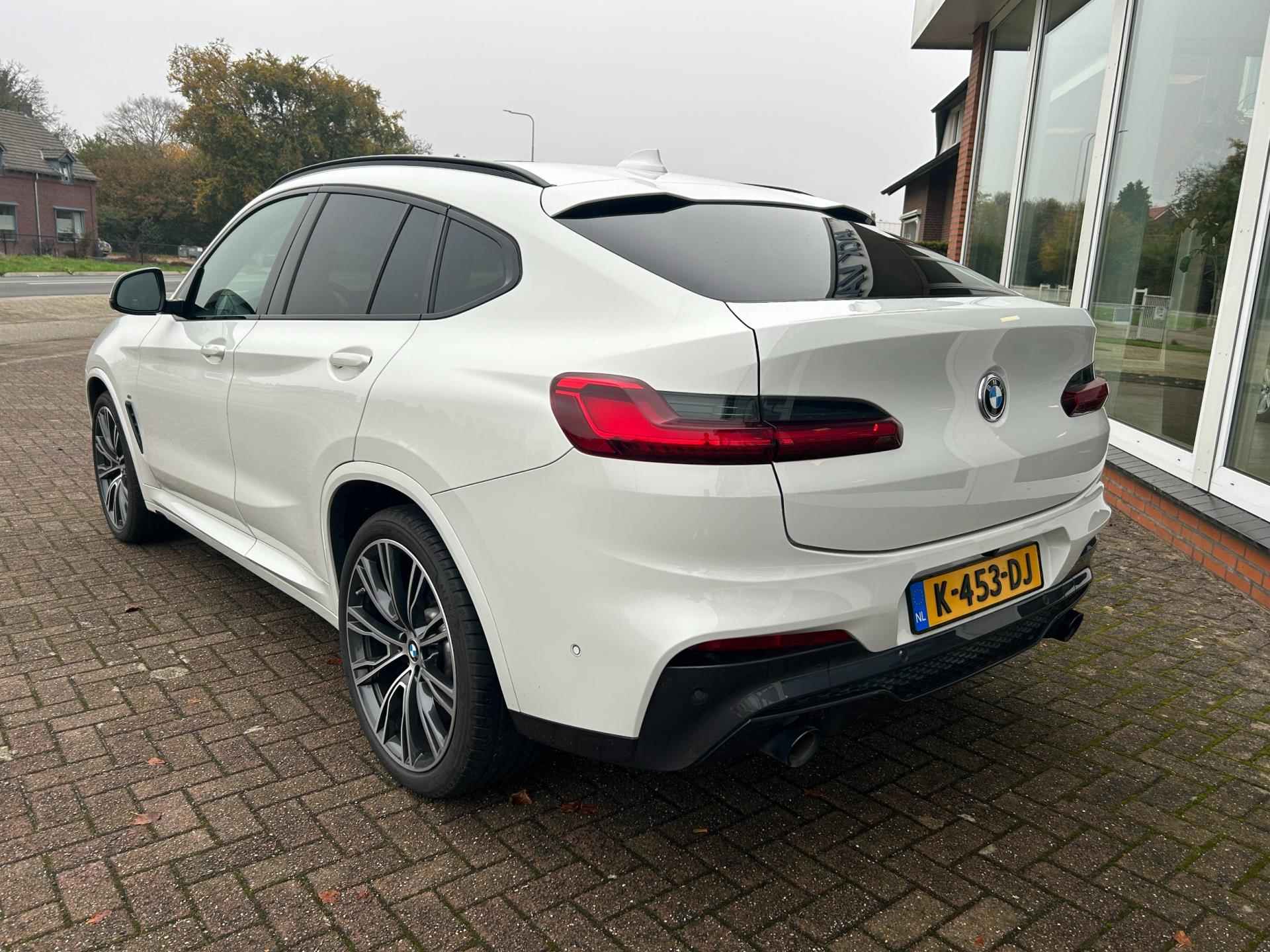 BMW X4 xDrive 30i High Executive - M-Sport - 21 inch - Leder - 4/23