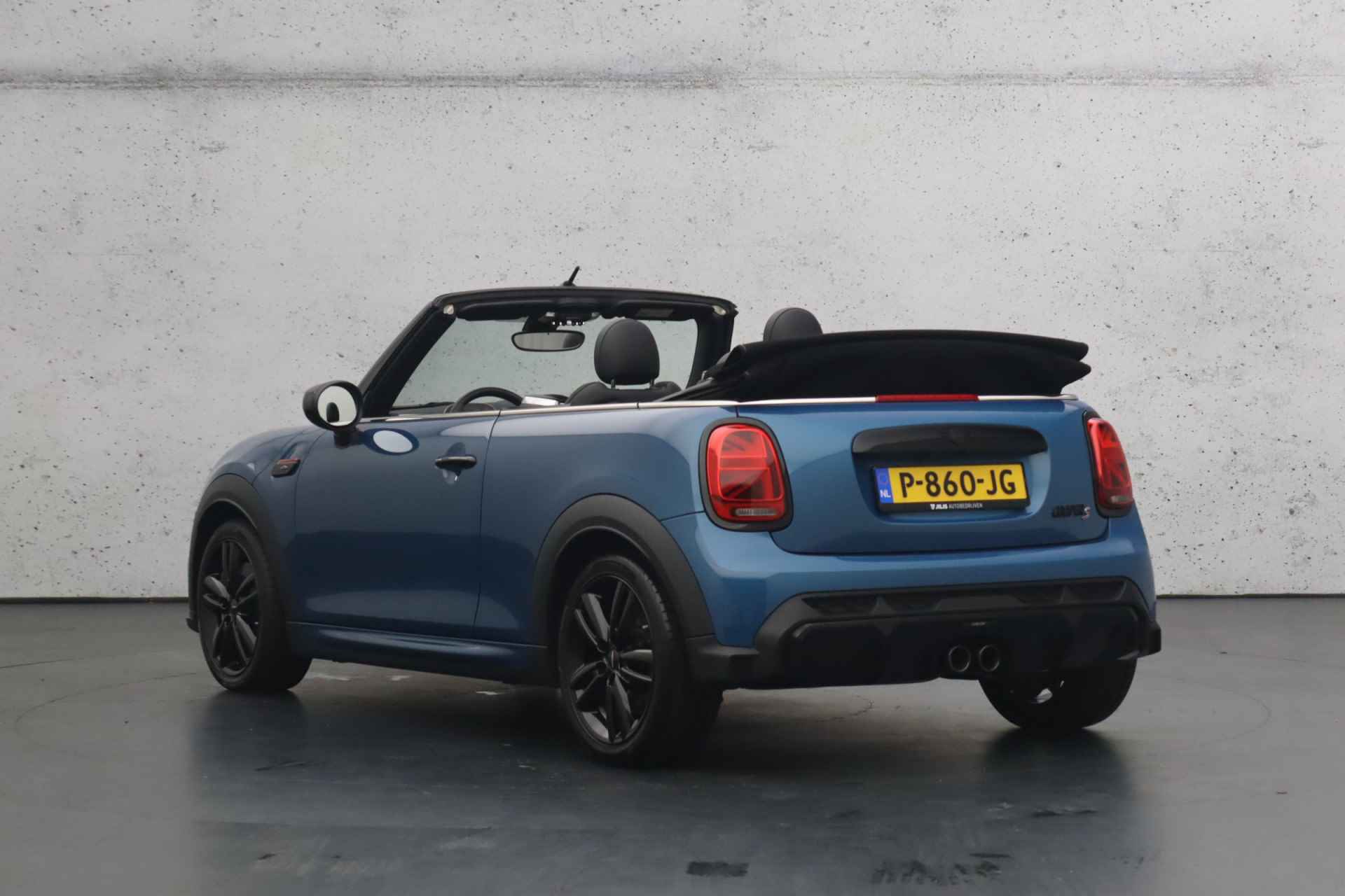 MINI Cabrio 2.0 Cooper S MINI Yours | Lage KM stand | Open dak | Lederen bekleding | LED verlichting | Camera - 7/30