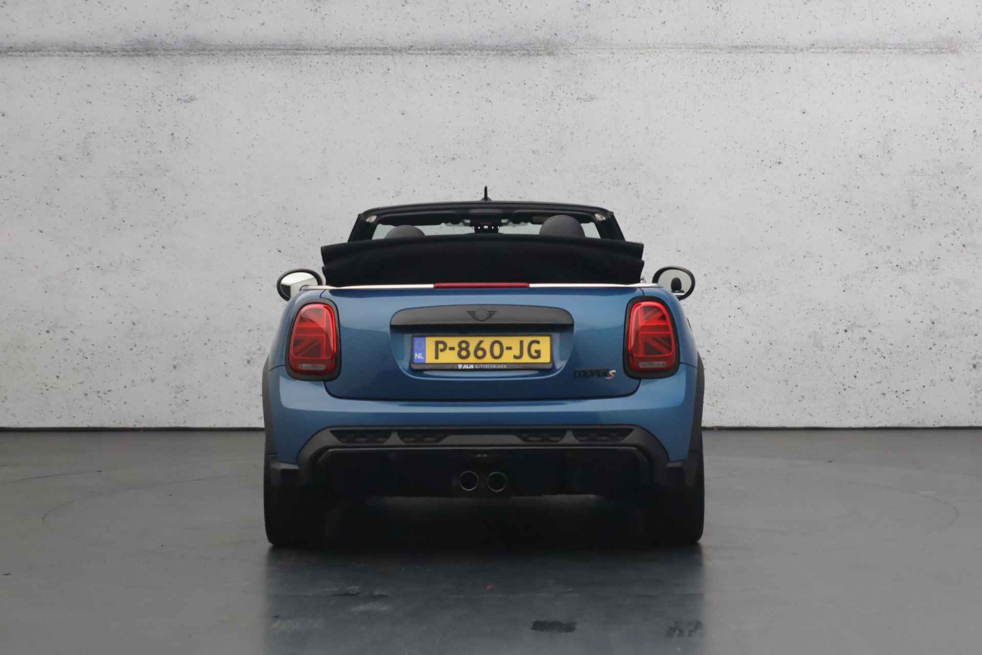 MINI Cabrio 2.0 Cooper S MINI Yours | Lage KM stand | Open dak | Lederen bekleding | LED verlichting | Camera - 11/30