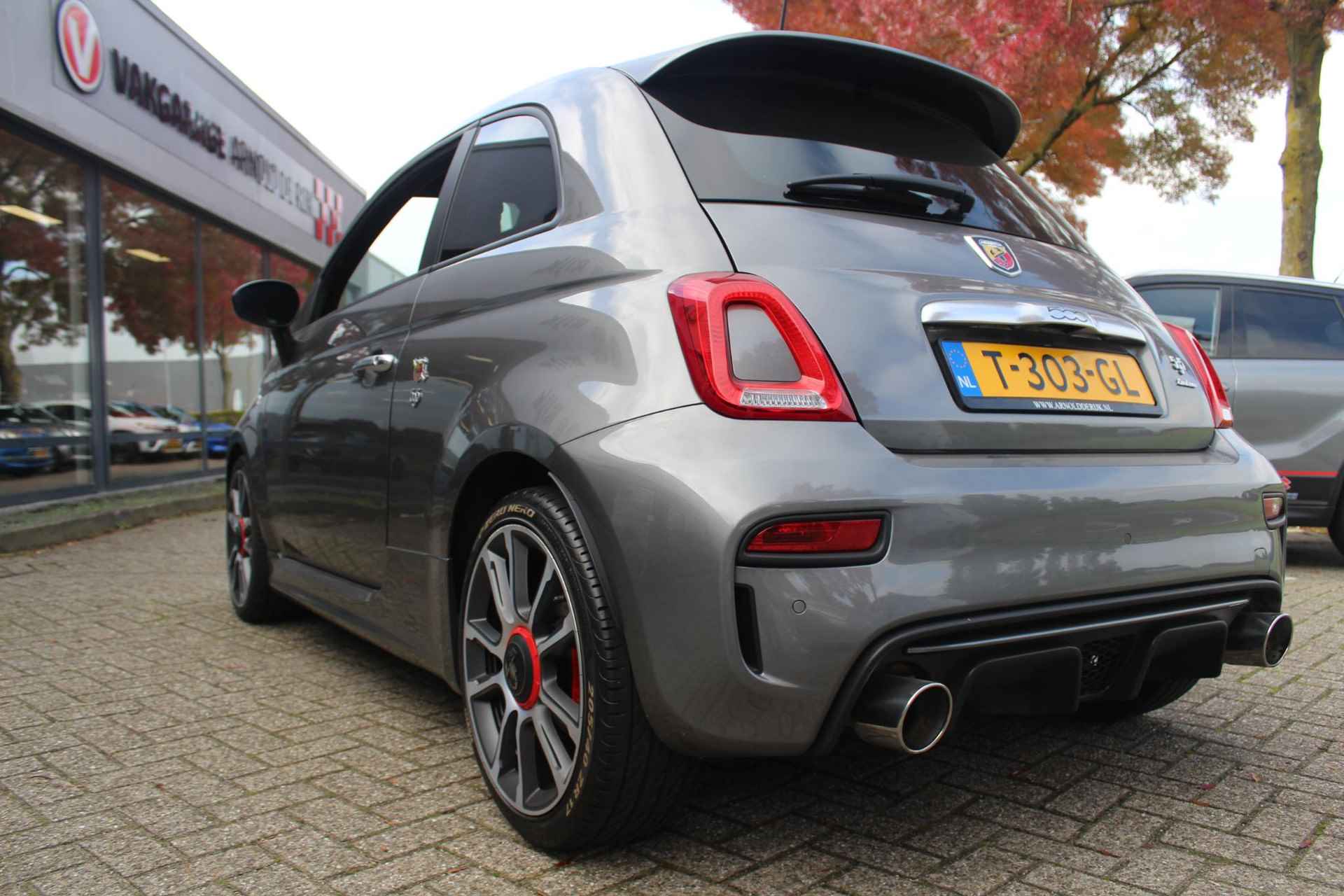 Abarth 500 1.4 T-Jet Abarth Turismo - 8/25