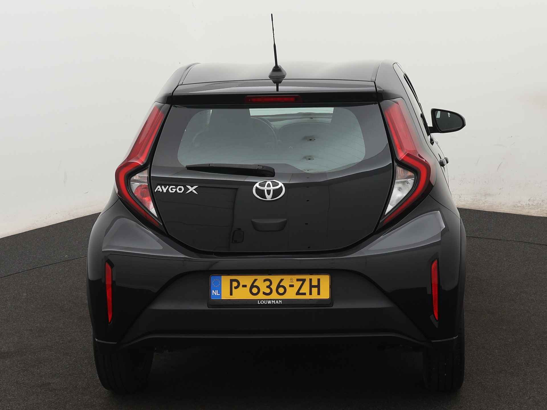 Toyota Aygo X 1.0 VVT-i MT play | Bluetooth | Achteruitrijcamera | Cruise control | - 30/41