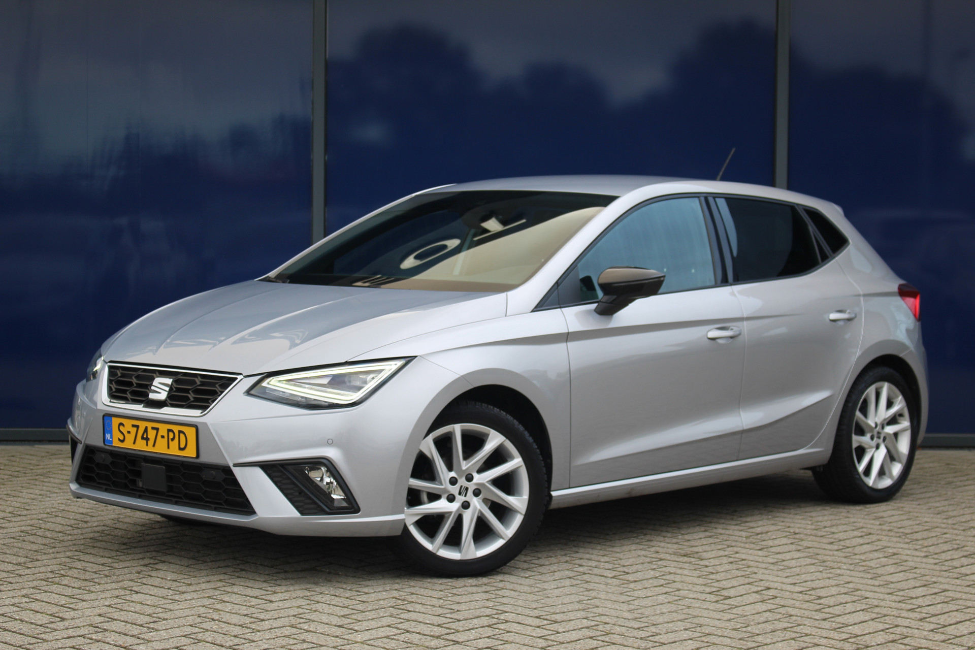 SEAT Ibiza 1.0 EcoTSI FR 95PK | All Season | CarPlay | Full-LED | Climate & Cruise C. | PDC V&A | 17"LMV |