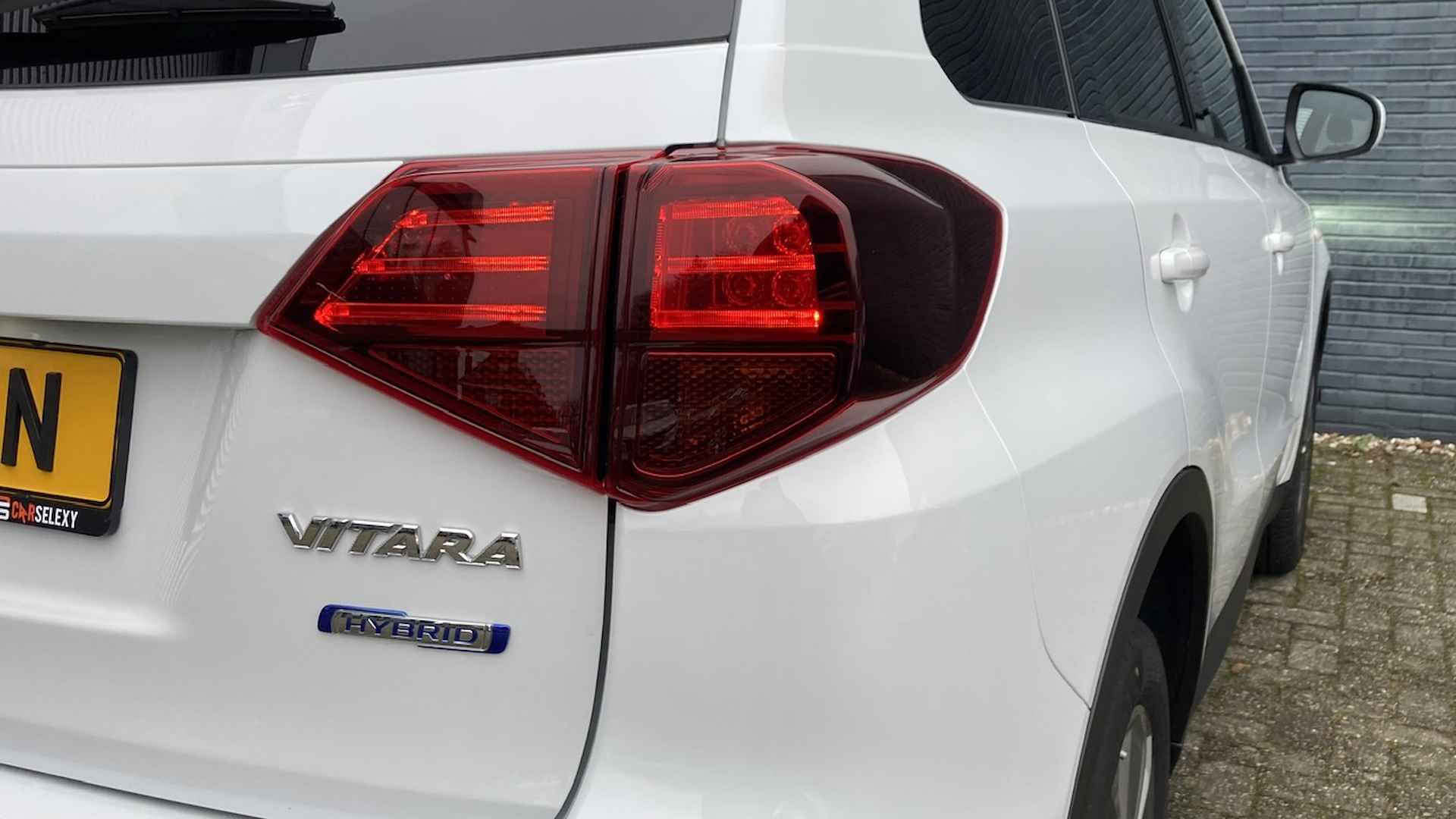 SUZUKI Vitara 1.4 Boosterjet 129pk Smart Hybrid Select | Adaptieve Cruisecontrol | Navigatie via Apple Car Play | Parkeercamera | LED Koplampen | Climatecontrol | - 35/38