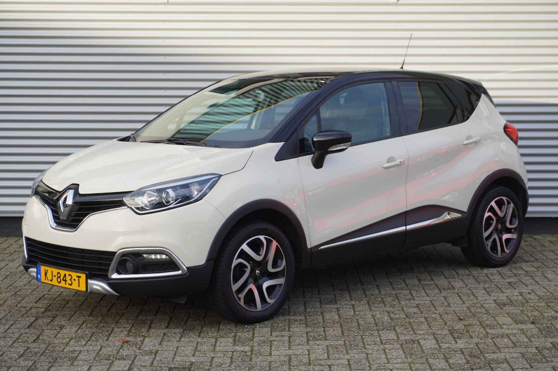 RENAULT Captur 0.9 TCe Xmod / Zwart dak / Camera / Leer / Parkeersensoren / Nav - 4/35