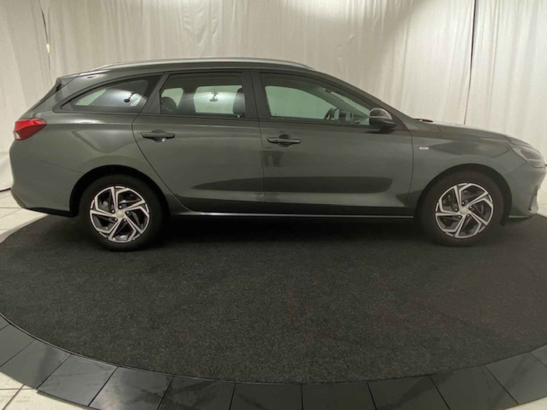 Hyundai I30 Wagon 1.0 T-GDI 120pk Comfort Smart Park Plot | camera | Apple CarPlay - 5/36