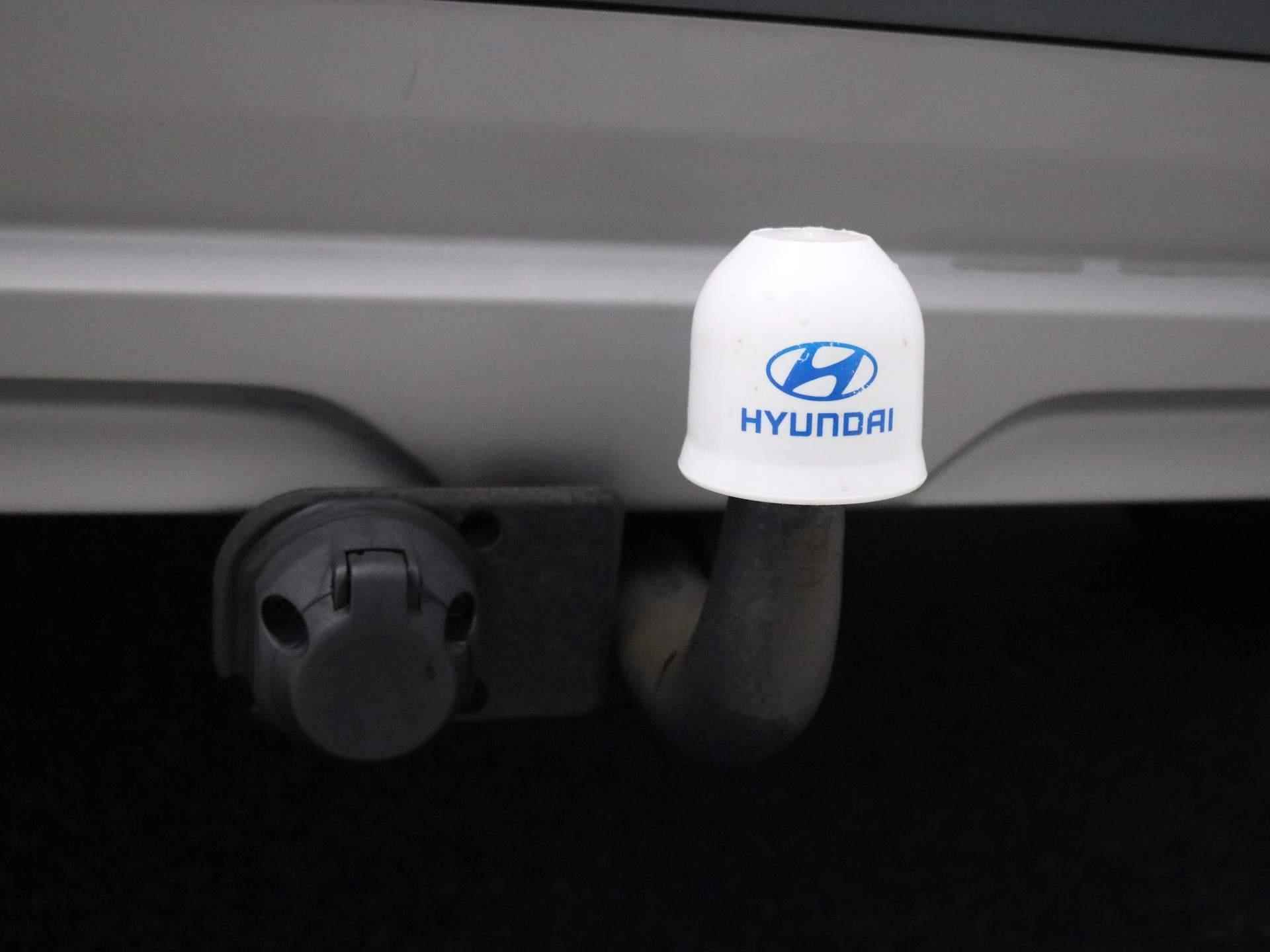 Hyundai Kona 1.6 GDI HEV Fashion AUTOMAAT / Navigatie / Trekhaak / HUD Display / Two-Tone lak / Adaptive Cruise Control / All seasonbanden / 1ste Eigenaar / Historie bekend / NL auto / - 25/65