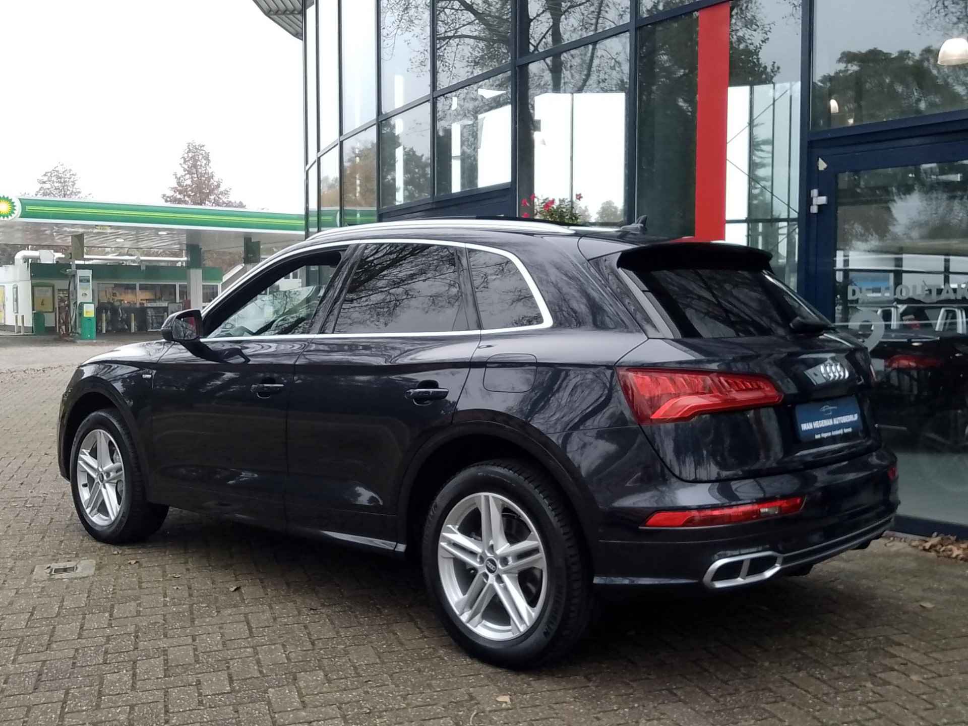 Audi Q5 55 TFSI e quattro S-Line | Panodak | Wegkl. Trekhaak | Cruise Control | 19 inch | Virtual dashboard - 4/37