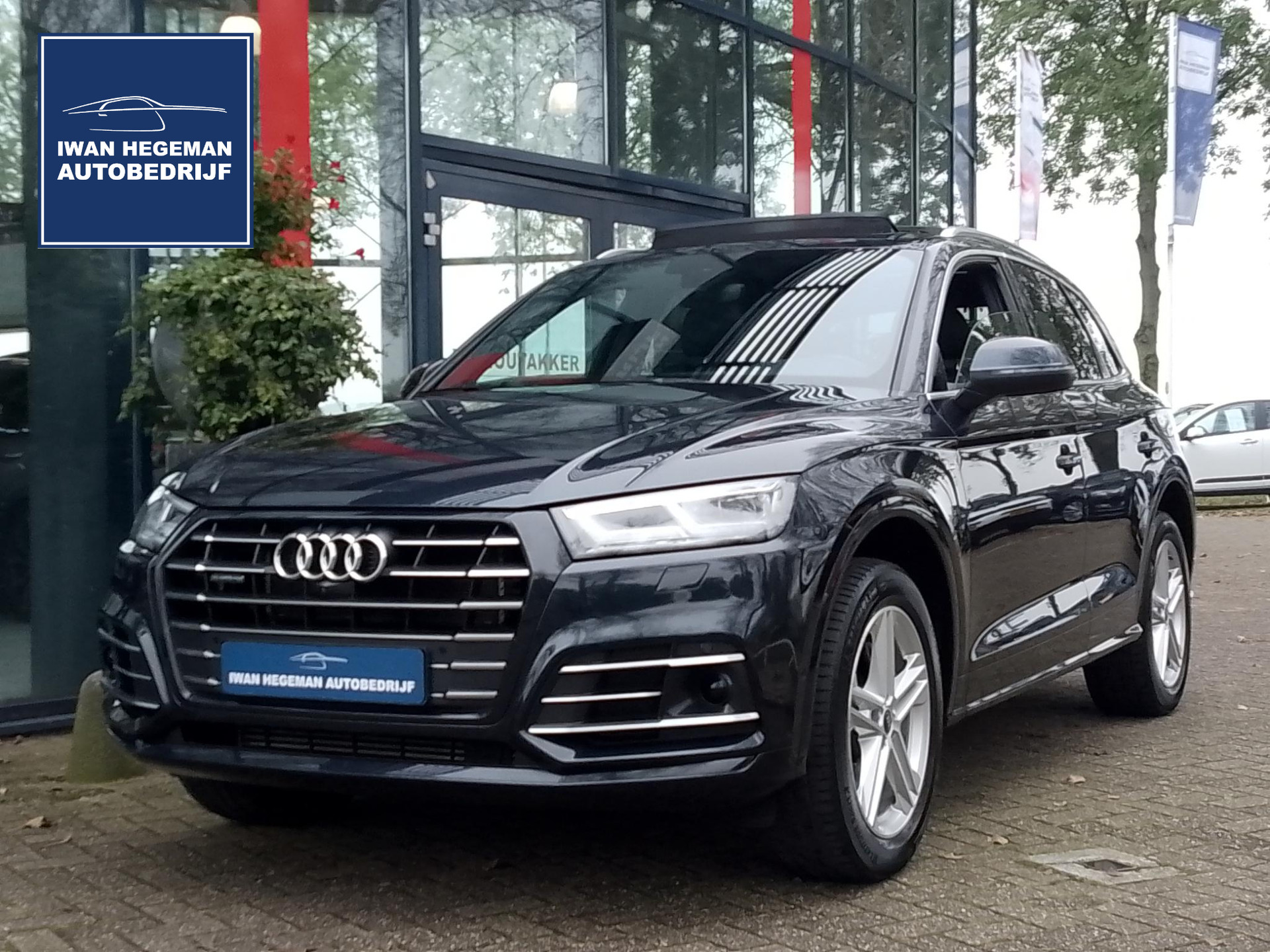 Audi Q5 55 TFSI e quattro S-Line | Panodak | Wegkl. Trekhaak | Cruise Control | 19 inch | Virtual dashboard