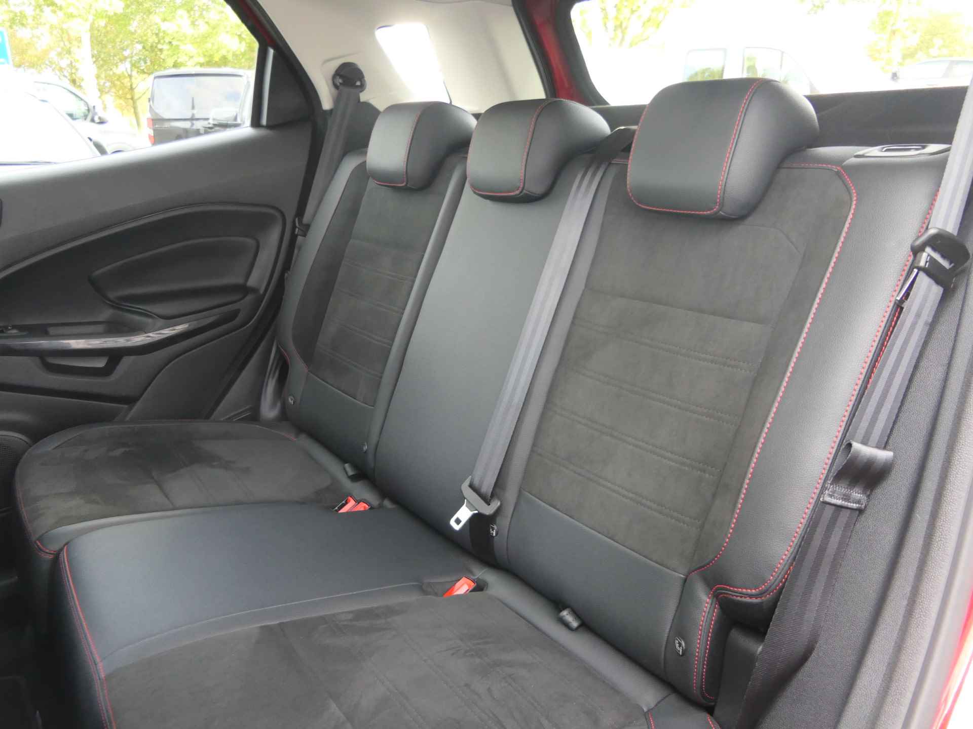 Ford EcoSport 1.0 EcoBoost ST-Line | Trekhaak | Winterpack | B&O Audio | Navigatie | Climate Control | Cruise Control - 13/35