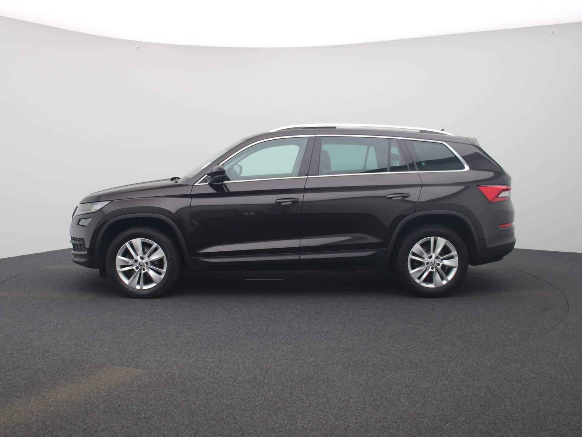 Skoda Kodiaq 1.5 TSI Business Edition | Half-Leder | Navigatie | Camera | Panoramadak | Lichtmetalen Velgen | LED | Parkeersensoren | - 5/45