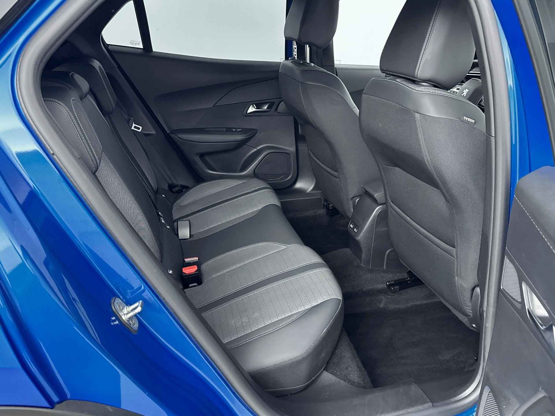 Peugeot 2008 SUV 1.2 100 pk Allure | Navigatie | Parkeersensoren | Led | - 14/35