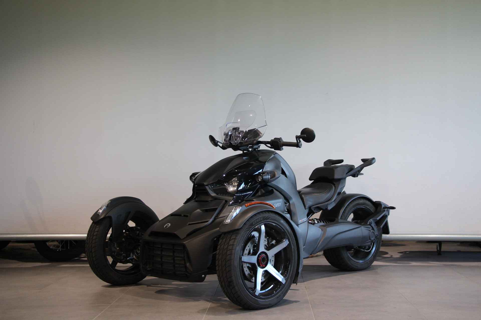 CAN-AM RYKER 900 SPORT PROFITEER NU VAN EXTRA VOORDEEL !! - 4/12