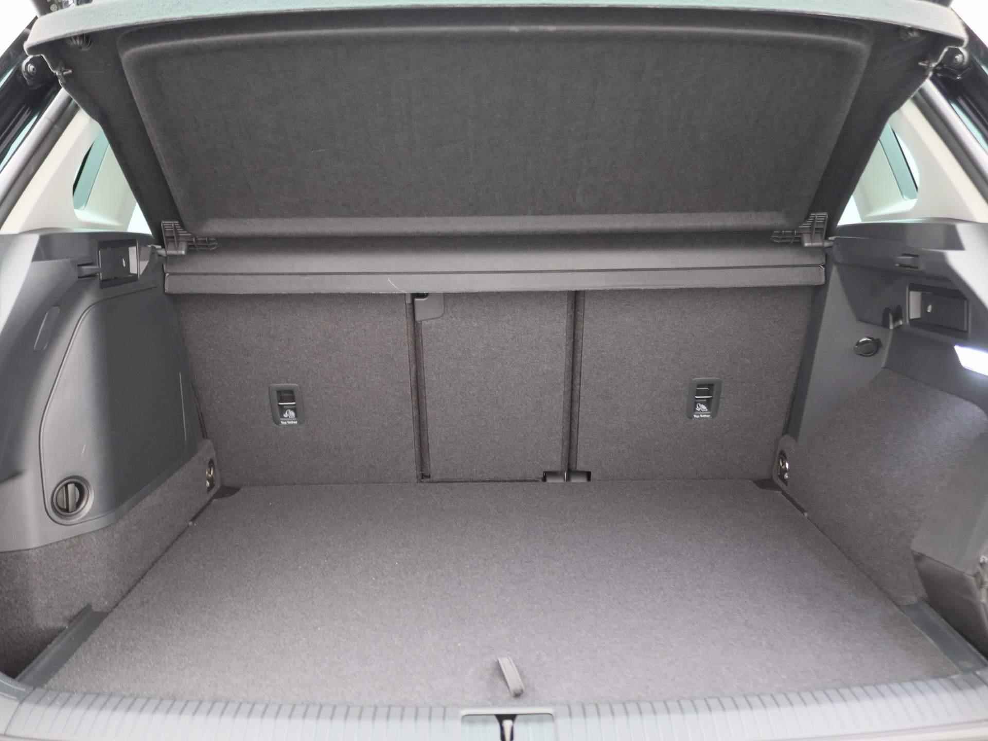 Volkswagen Tiguan 1.4 TSI eHybrid Elegance 245PK DSG Panoramadak, head-up, achteruitrijcamera, LED Matrix, easy open, winterpakket, ErgoActive stoelen, 18'' lichtmetaal - 8/50