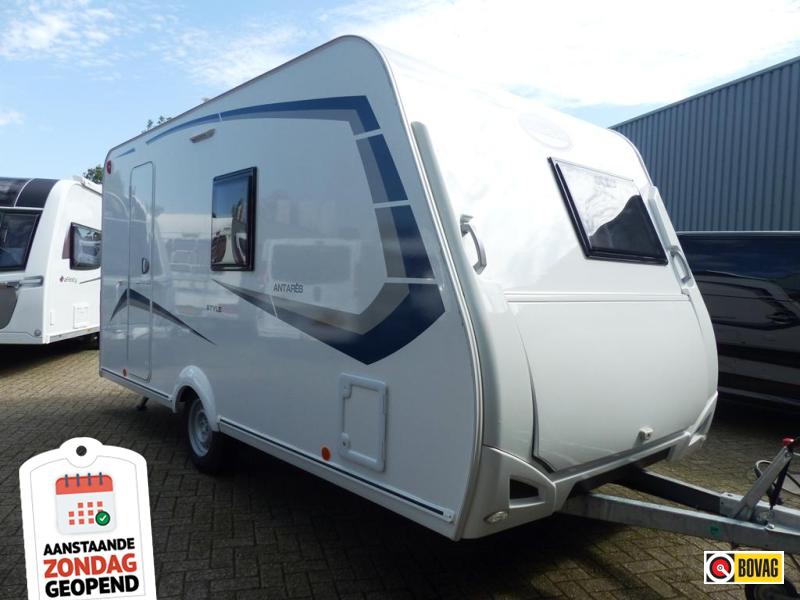 Caravelair Antares Luxe 410 met voortent en luifel