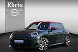 MINI 3-deurs Cooper SE John Cooper Works Uitvoering | Pakket XL | 18 inch JCW Lap Spoke 2-tone | Glazen panoramadak