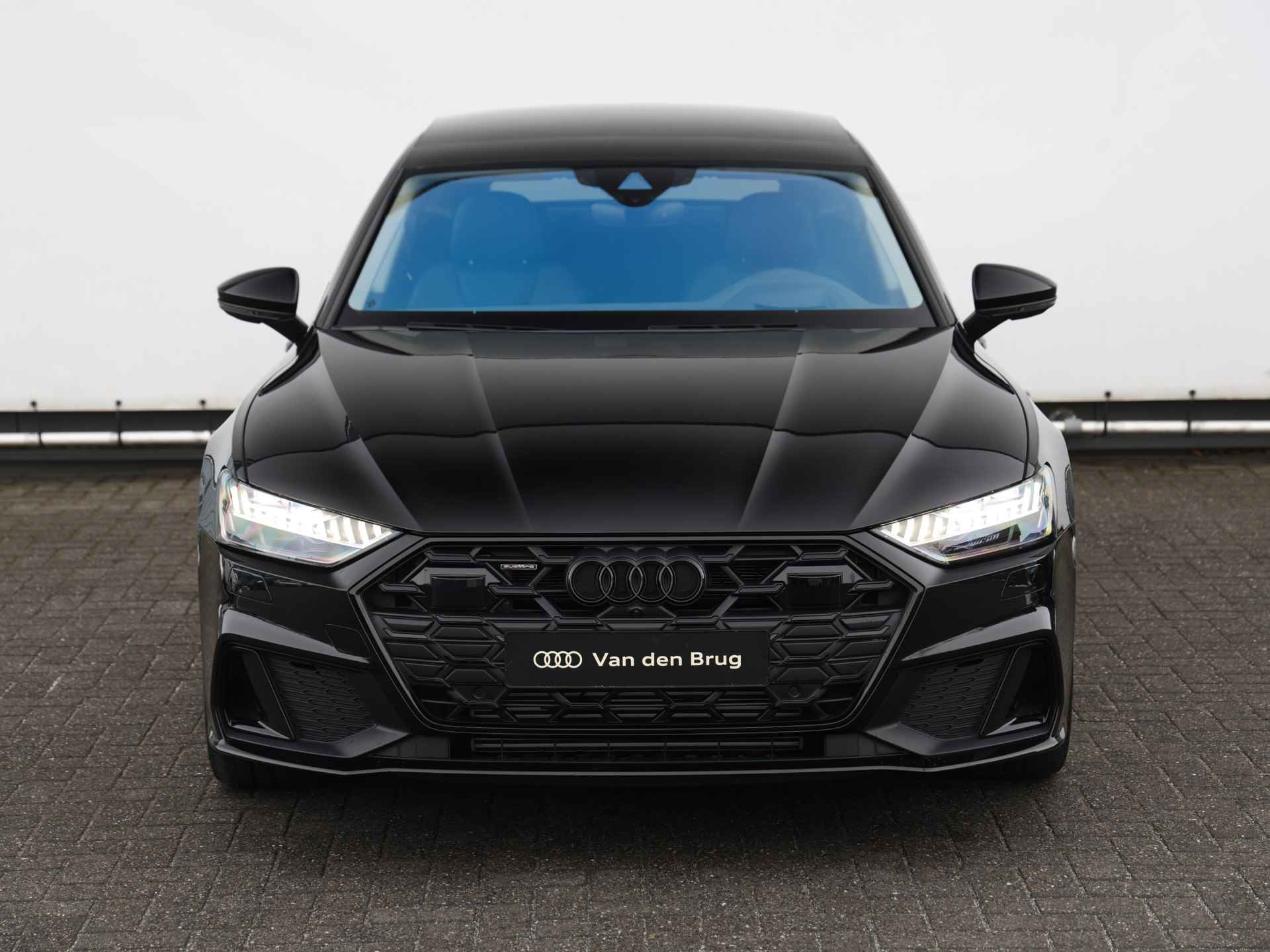 Audi A7 Sportback 55 TFSI e quattro Pro Line S Competition 367pk | Pano | B&O | HUD | 360° camera | Keyless | 20" Velgen | Trekhaak | Dodehoekdetectie | Adaptive cruise | Geh. bestuurderstoel | Elek. stoelen - 4/44