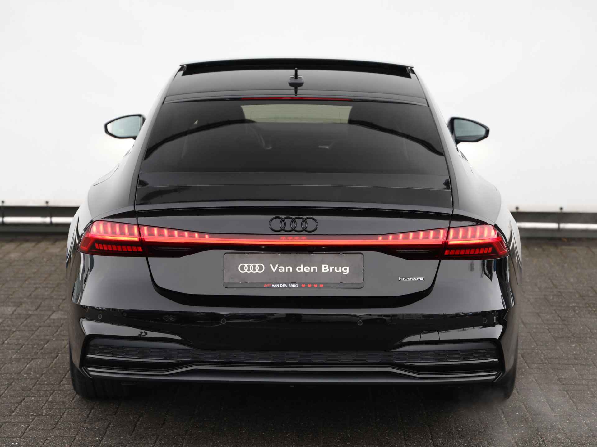 Audi A7 Sportback 55 TFSI e quattro Pro Line S Competition 367pk | Pano | B&O | HUD | 360° camera | Keyless | 20" Velgen | Trekhaak | Dodehoekdetectie | Adaptive cruise | Geh. bestuurderstoel | Elek. stoelen - 6/44