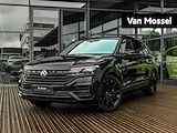 Volkswagen Touareg 3.0 TSI 4MOTION R E-Hybrid | PANORAMA/SCHUIF-KANTELDAK | SUZUKA BLACK | STOELMASSAGE | STOELVENTILATIE | TREKHAAK | ACHTERUITRIJCAMERA | LUCHTVERING | ADAPTIEVE CRUISE CONTROL |