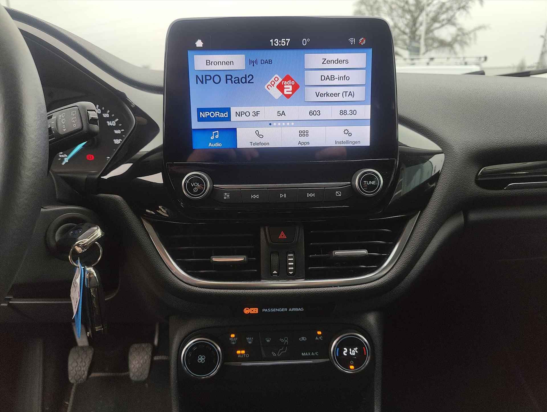 Ford Fiesta 1.0 EcoBoost 95pk 5dr Titanium | Carplay | Climate control | 16 inch LM Velgen - 8/33