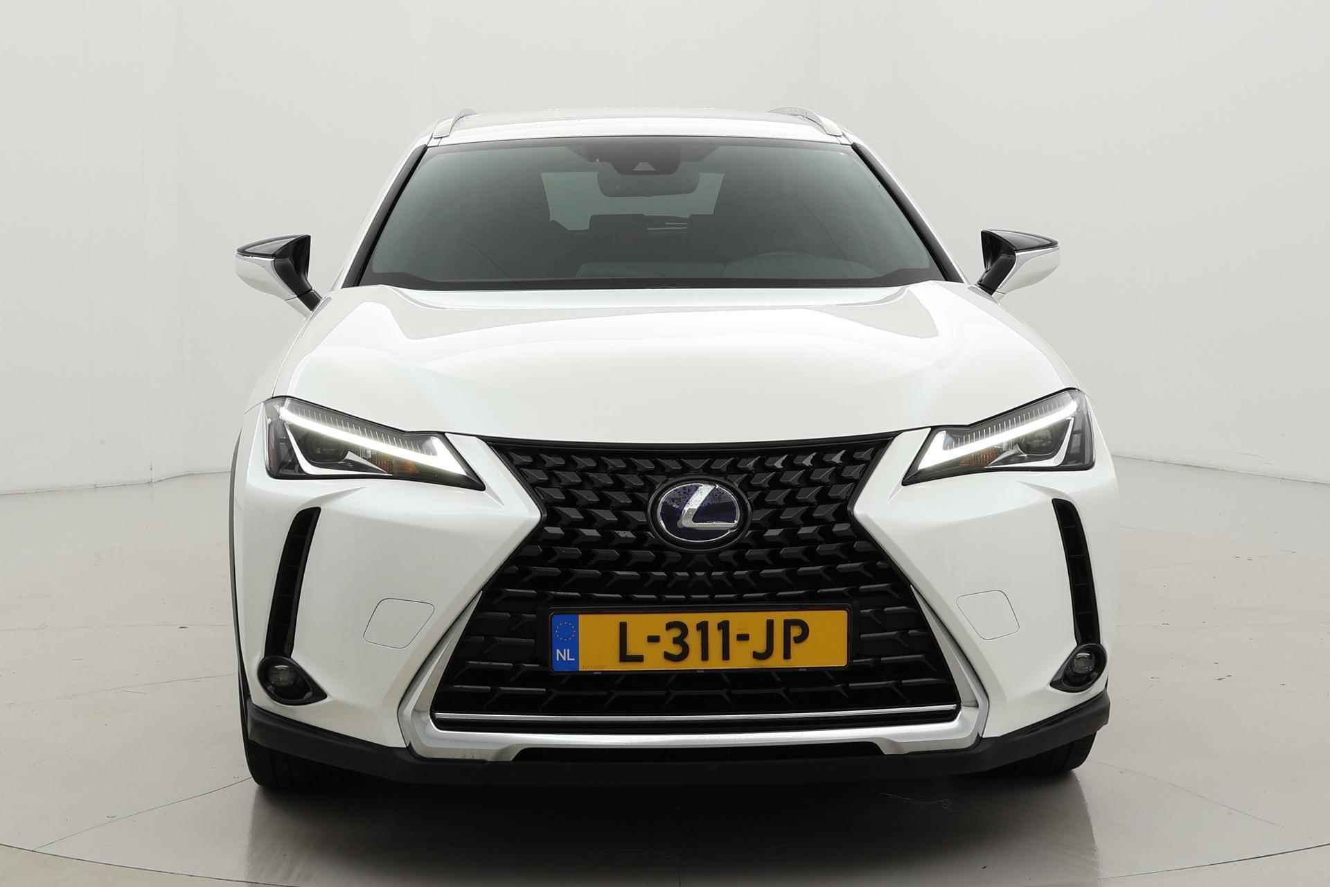 Lexus UX 250h Business Line | Navigatie - 12/37