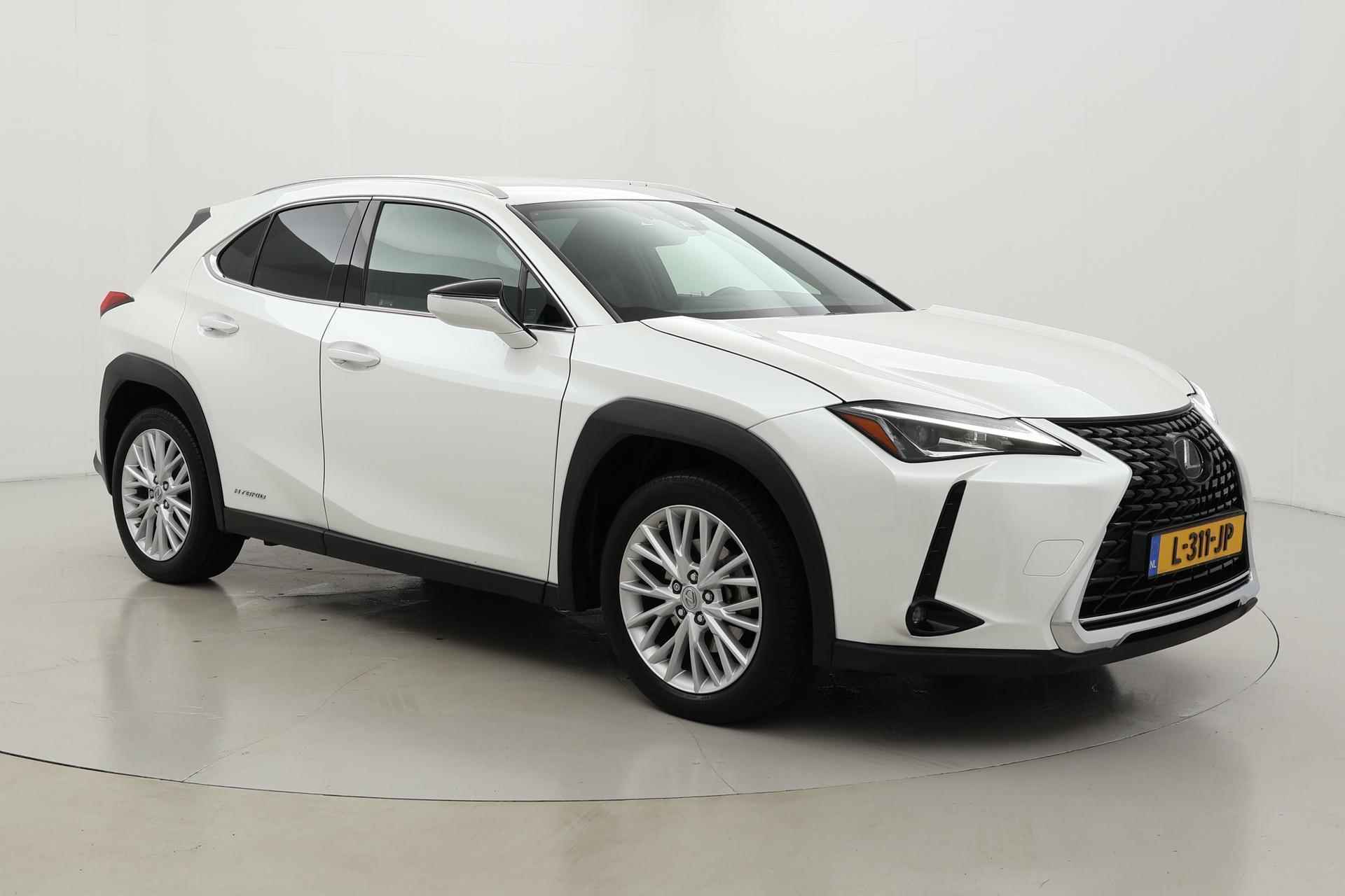 Lexus UX 250h Business Line | Navigatie - 30/37