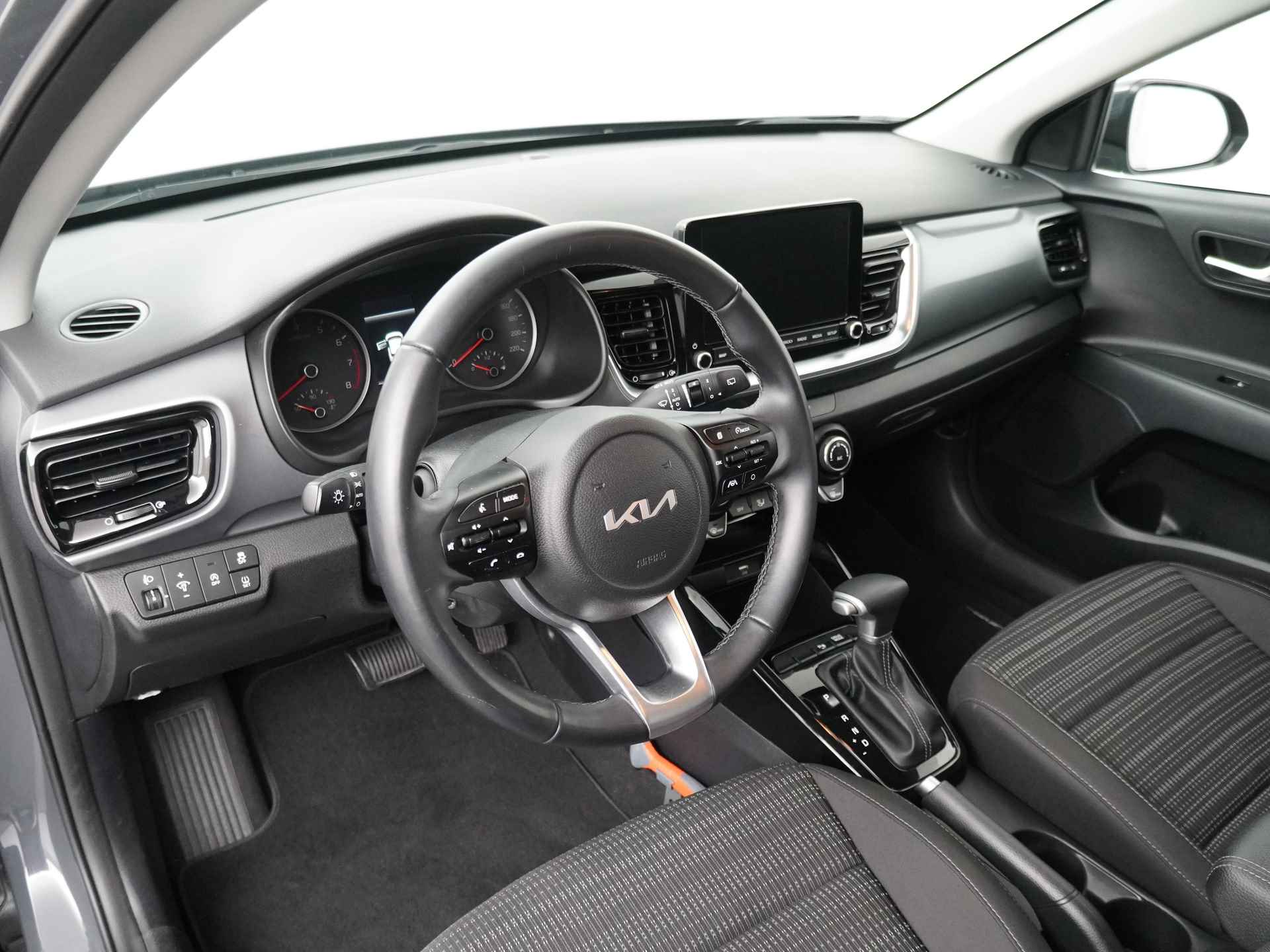 Kia Stonic 1.0 T-GDi MHEV DynamicPlusLine Automaat - Led - Cruise Control - Lichtmetalen Velgen - Navigatie - Apple/Android Carplay - Fabrieksgarantie Tot 2030 - 17/48