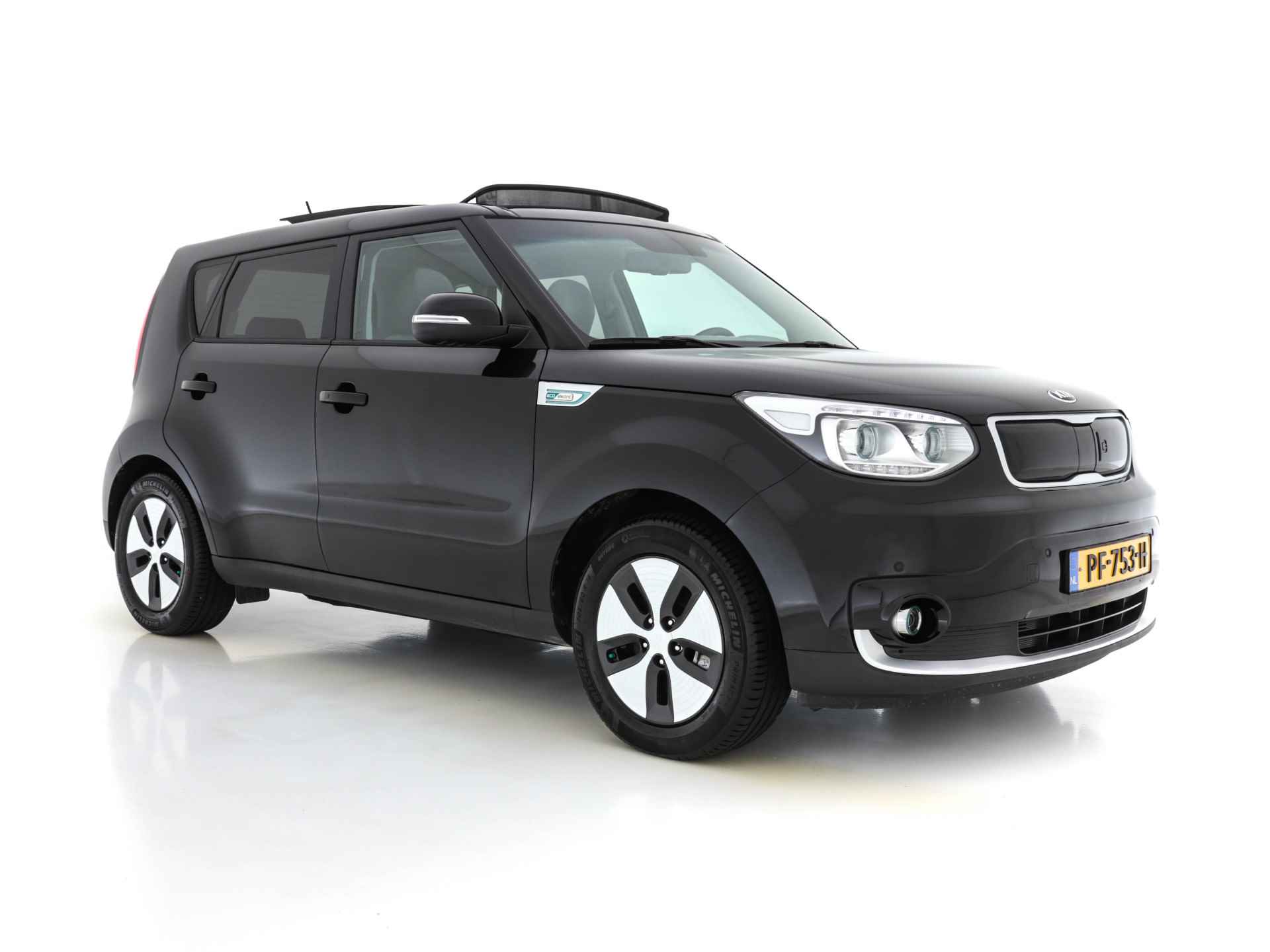 Kia Soul EV Executive Plus Line (INCL.BTW) Aut.*PANO | NAPPA-LEATHER | NAVI-FULLMAP | FULL-LED | KEYLESS | CAMERA | ECC | PDC | CRUISE | DAB | DIGI-COCKPIT | COMFORT-SEATS | 16"ALU*