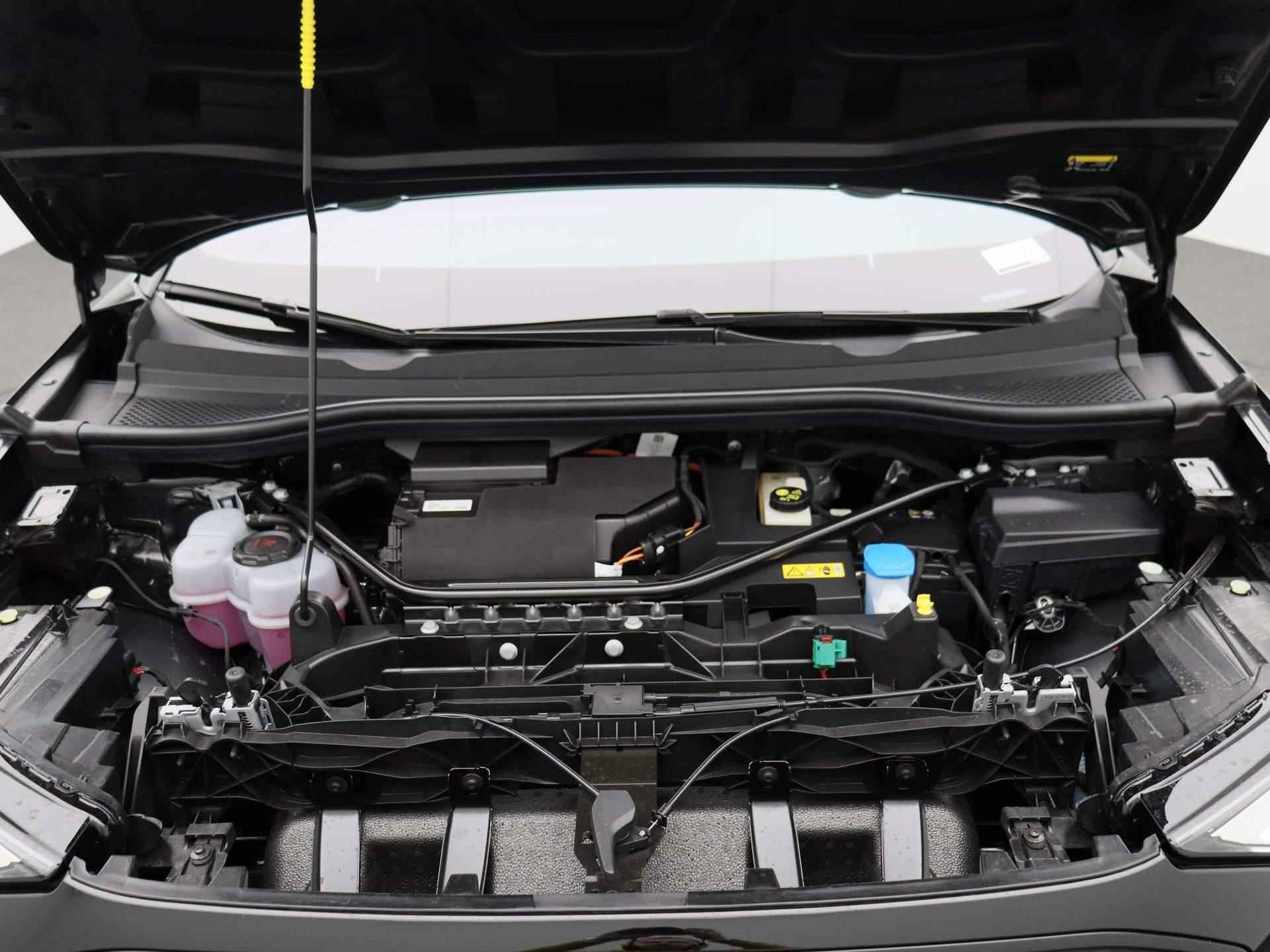 Audi Q4 Sportback e-tron 45 Edition 82 kWh 286 PK | S-line interieur | Automaat | Navigatie | Cruise Control | Trekhaak | Parkeersensoren | Stoelverwarming | Apple Carplay | Android Auto | Lichtmetalen velgen | Climate Control | - 42/46